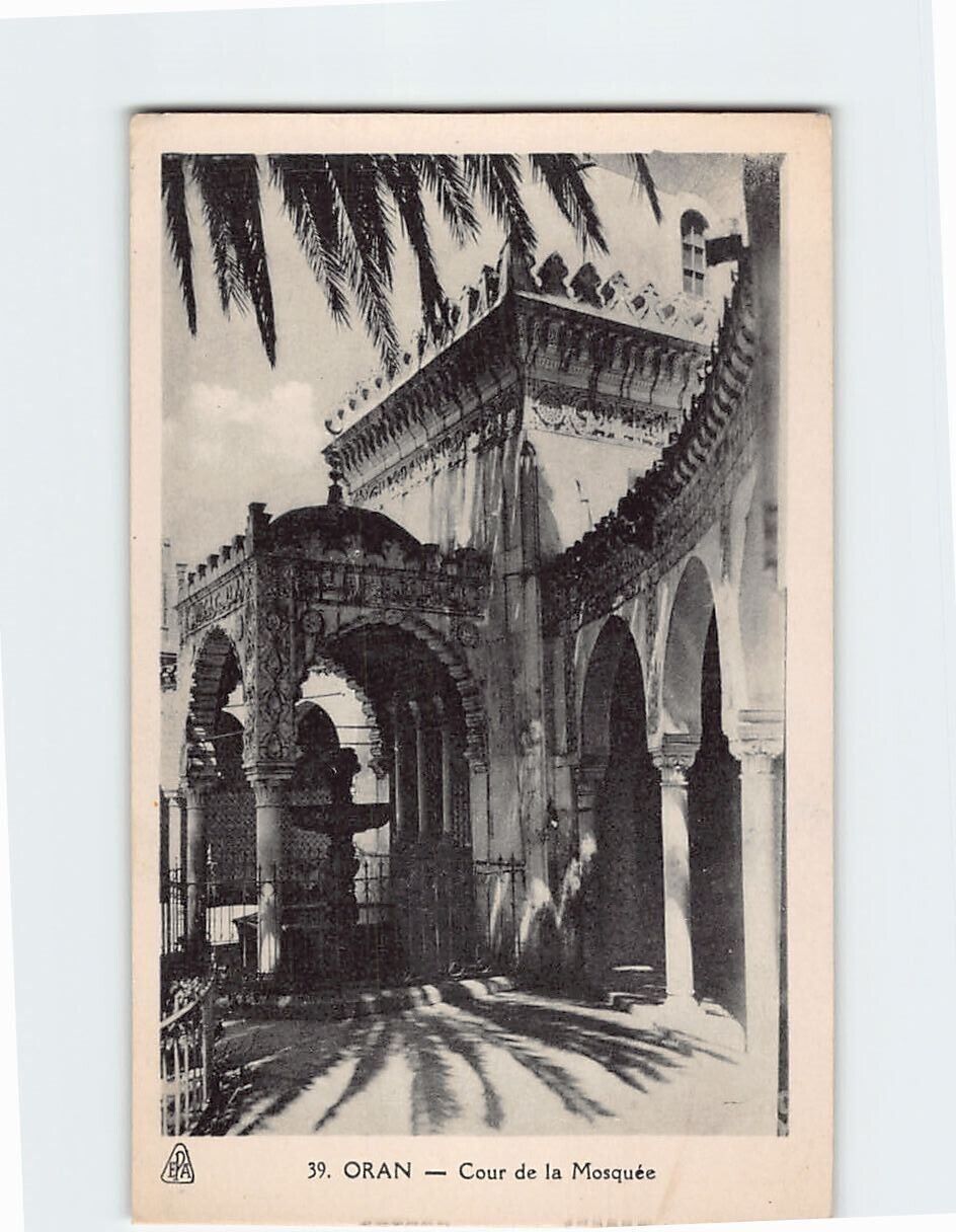 Postcard Cour de la Mosquee Oran Algeria