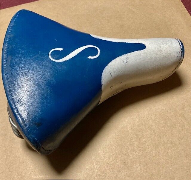 Vintage 1968 Schwinn Approved S Seat / Blue. Made in USA