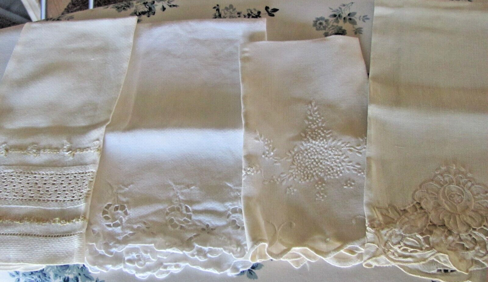 Lot of 4 Vintage Guest Hand Towels - Embroidery, Cutwork, Huck Linen