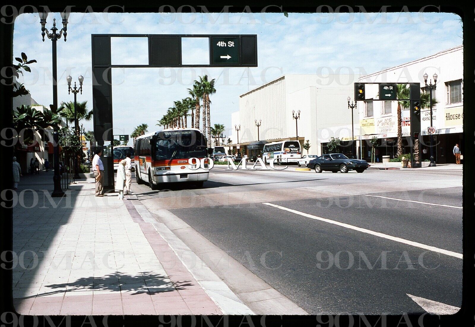 SCRTD-RTD. GM RTS BUS #8559. Long Beach (CA). Original Slide 1984.