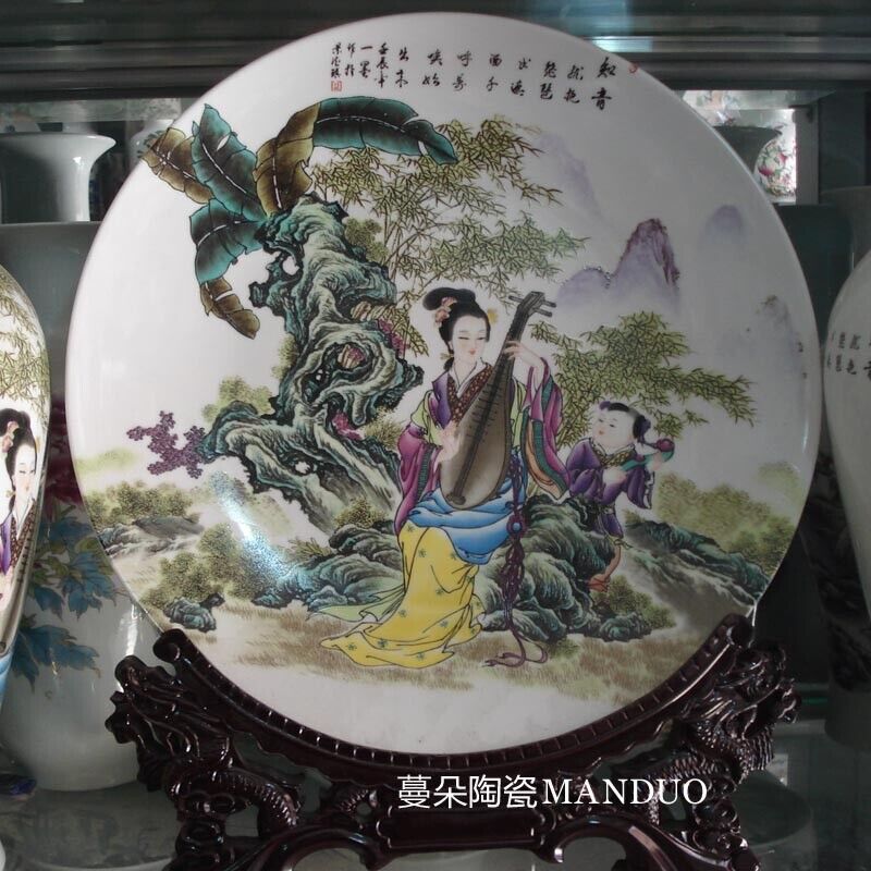 Jingdezhen Elegant Art Porcelain Plate Placement