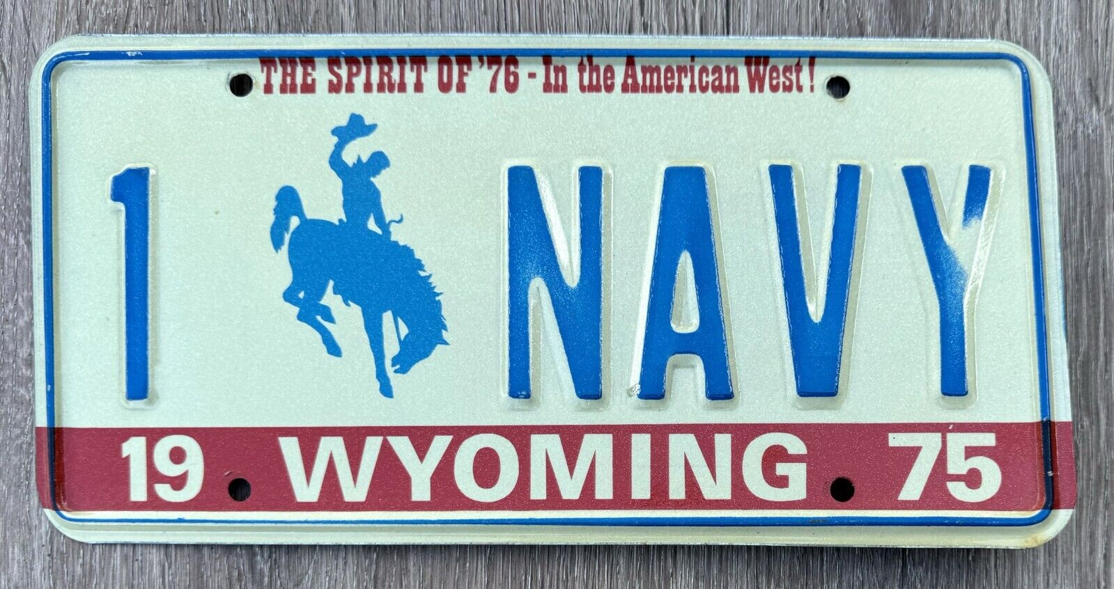 1975 Wyoming License Plate - NAVY -  Nice Original Condition