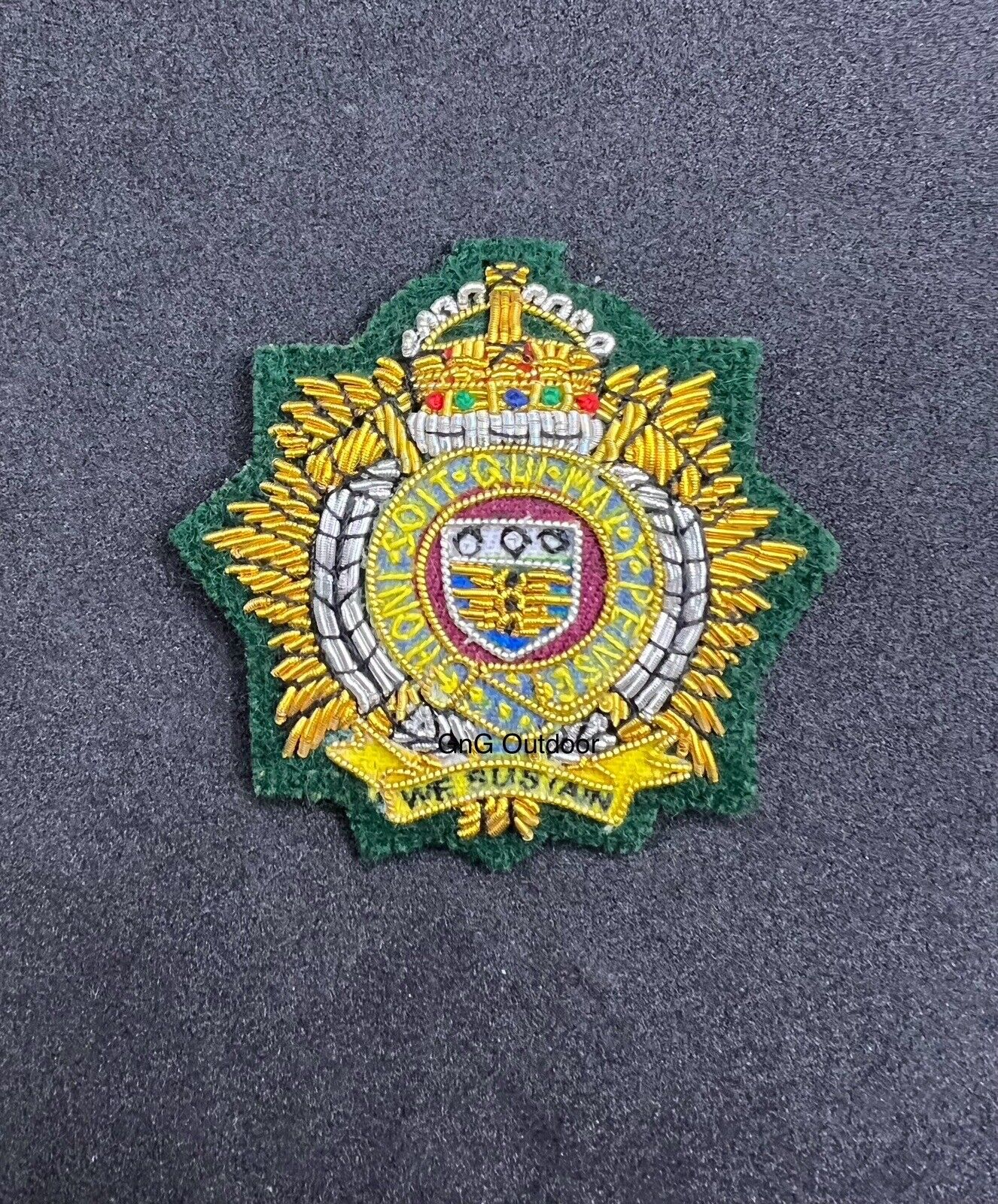 King’s Crown Royal Logistics Corps Cap Badge RLC Embroidered Badge On Green Felt