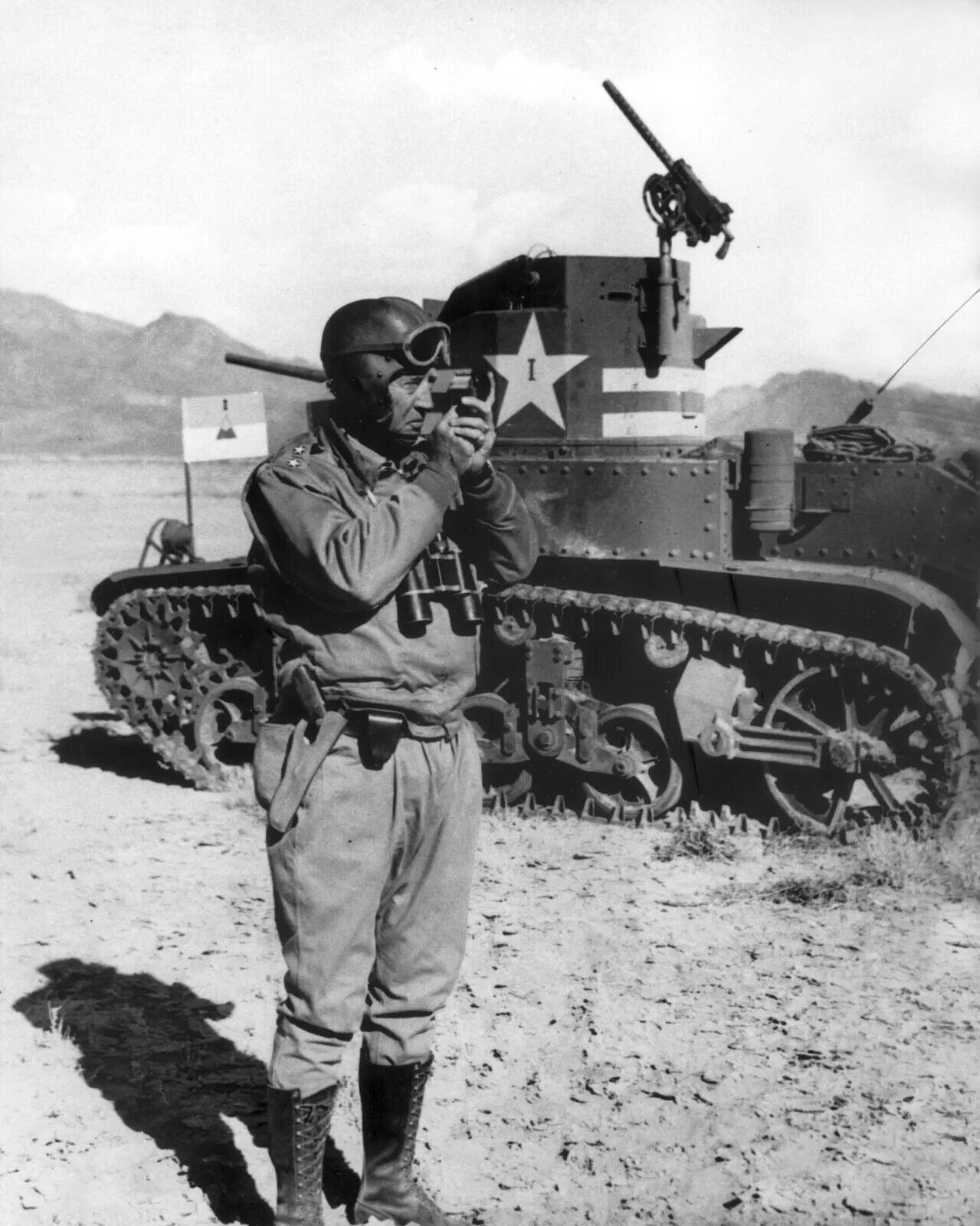 World War 2 Army GENERAL GEORGE S. PATTON & M2 Tank Picture Photo Print 4\