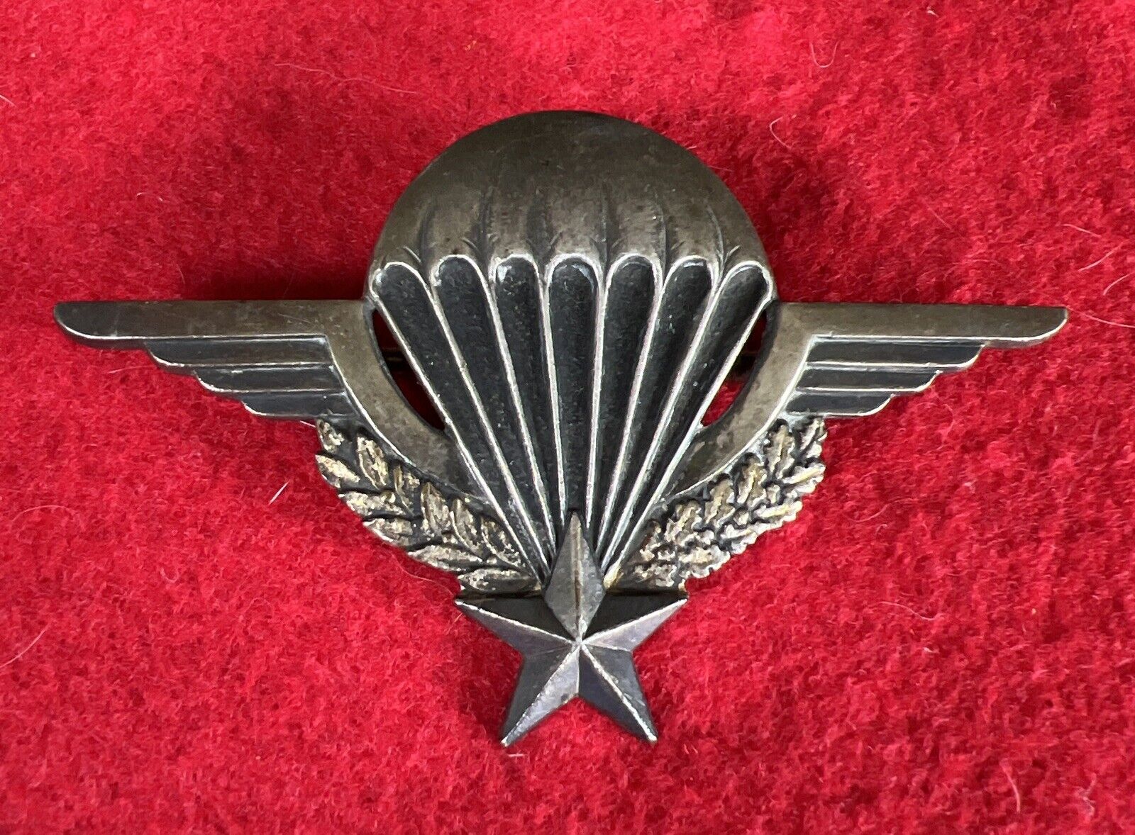 French Basic Jump Wings Pin Paratrooper Brevet Drago HM 1959 Serial Number