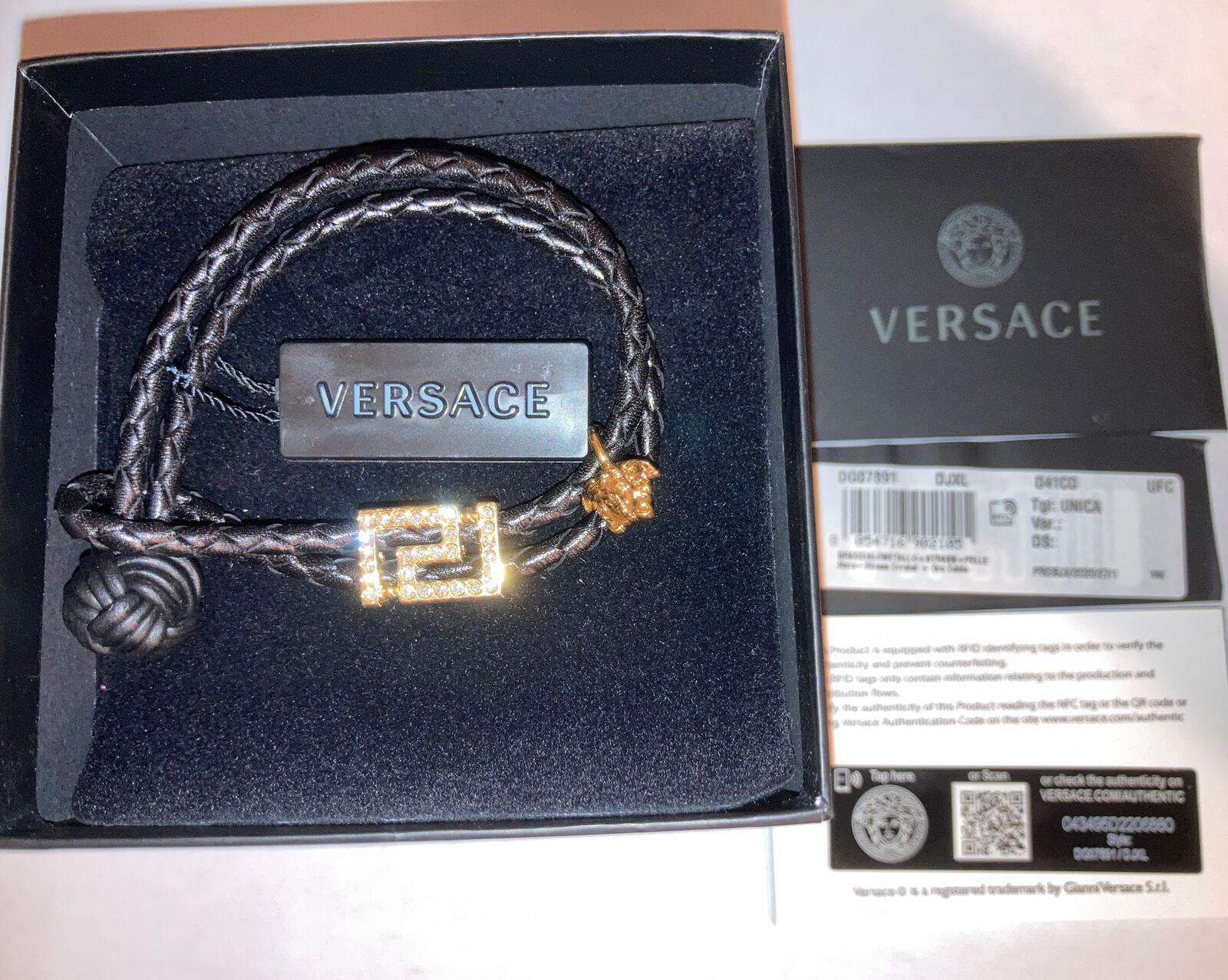 100% Authentic NWB Versace Gold Plated Leather Bracelet Medusa Crystals Unisex