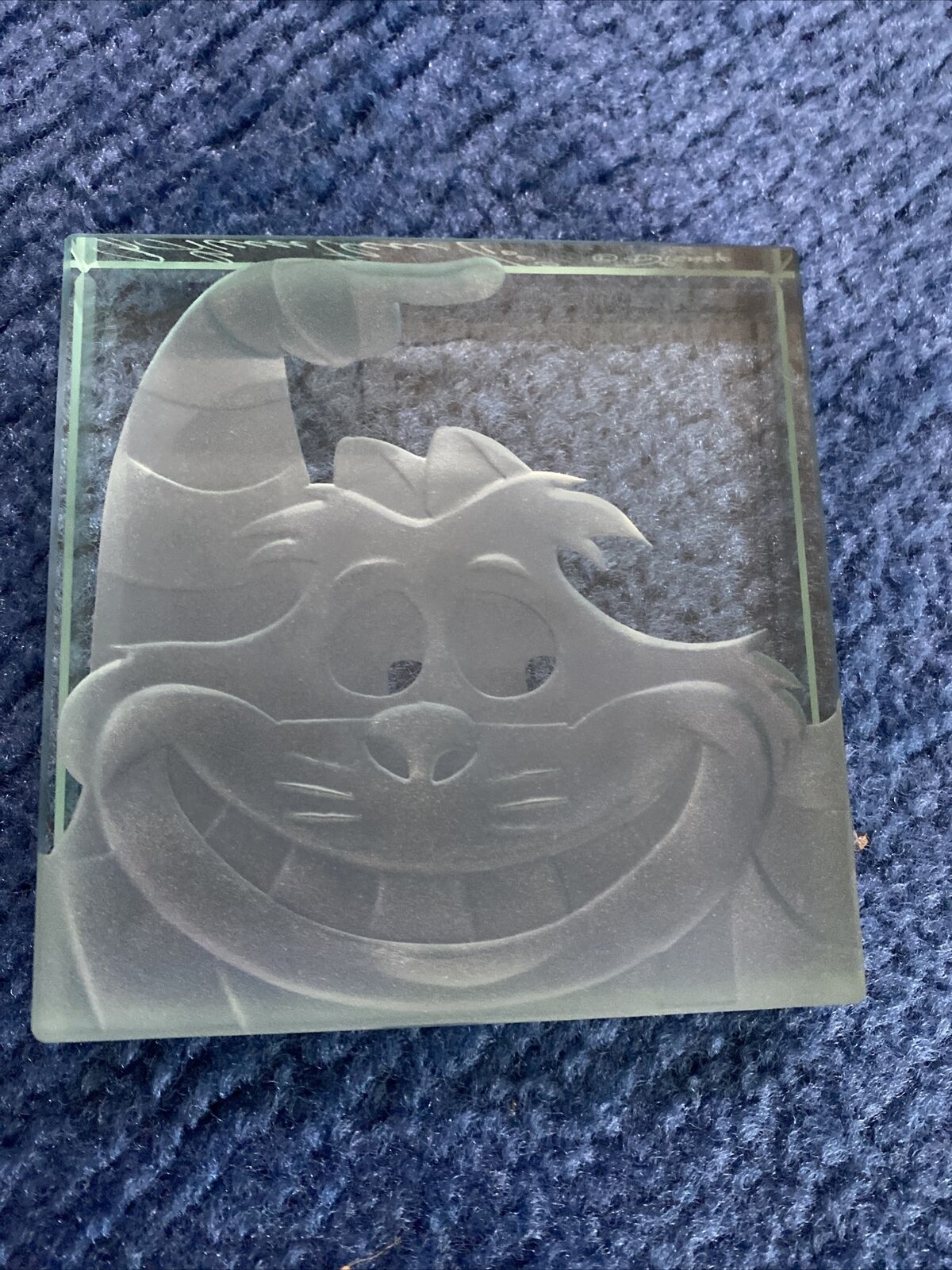 DISNEY #6/1000 R. GUENTHER Alice In Wonderland Cheshire Etched GLASS PAPERWEIGHT