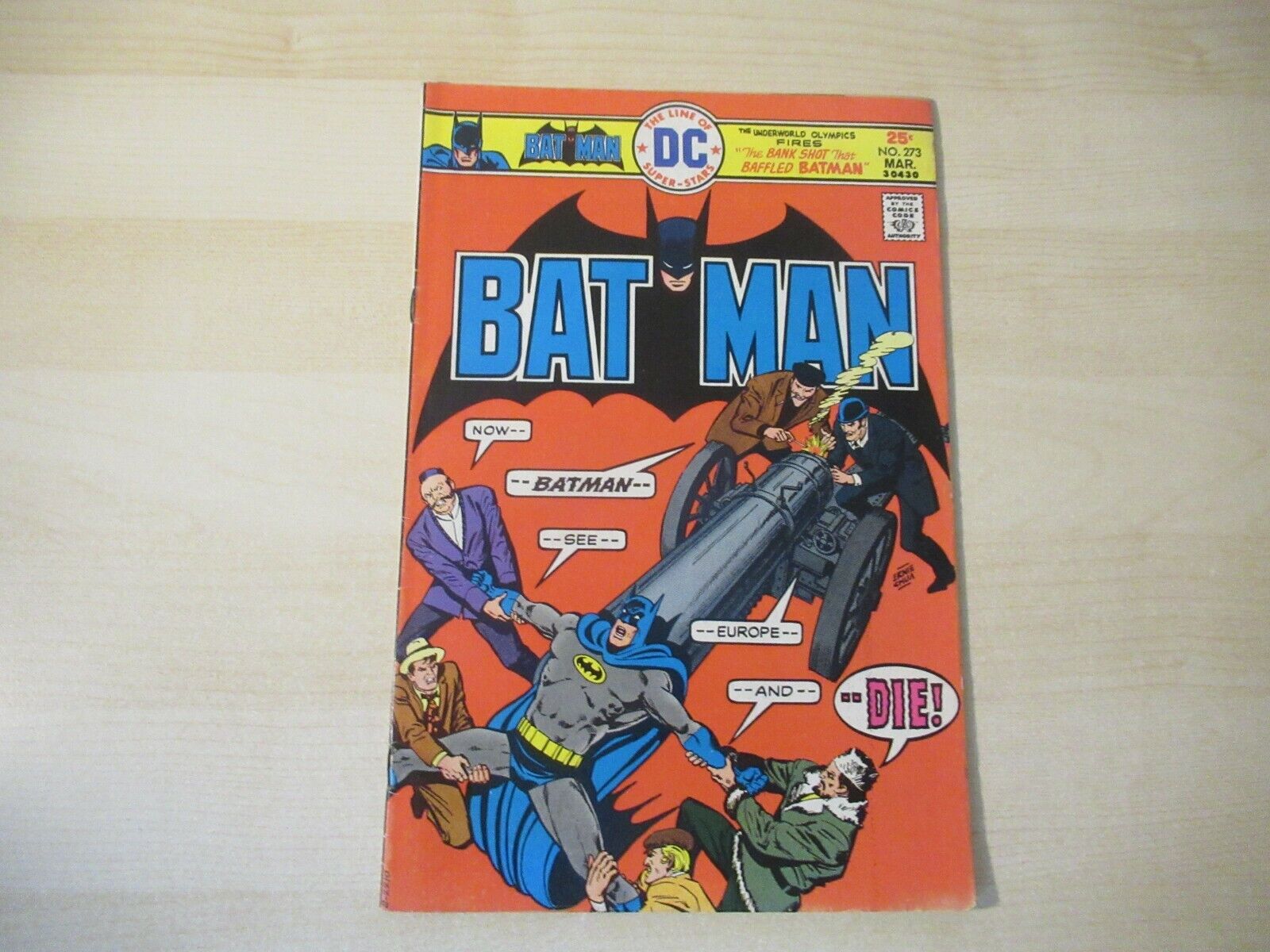 BATMAN #273 DC BRONZE AGE CANNON BATTLE COVER GREAT 1970'S COMIC