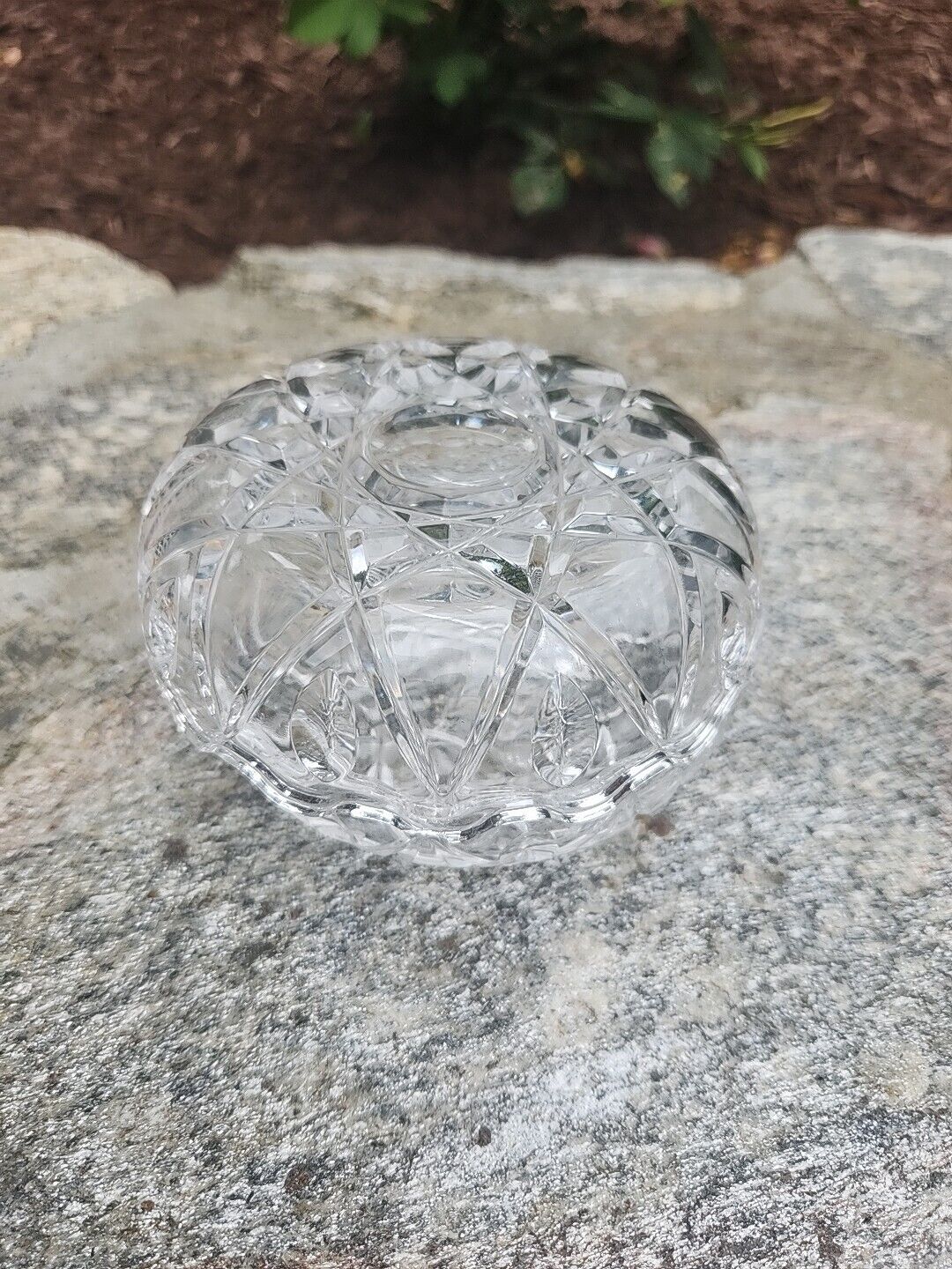 Vtg Crystal Glass Round Powder Jar Trinket Box Lidded Starburst 4\