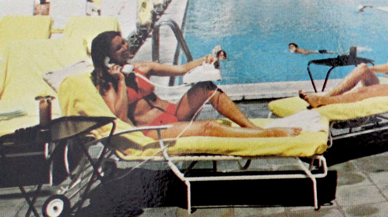 Beverly Hills Hotel vintage postcard set