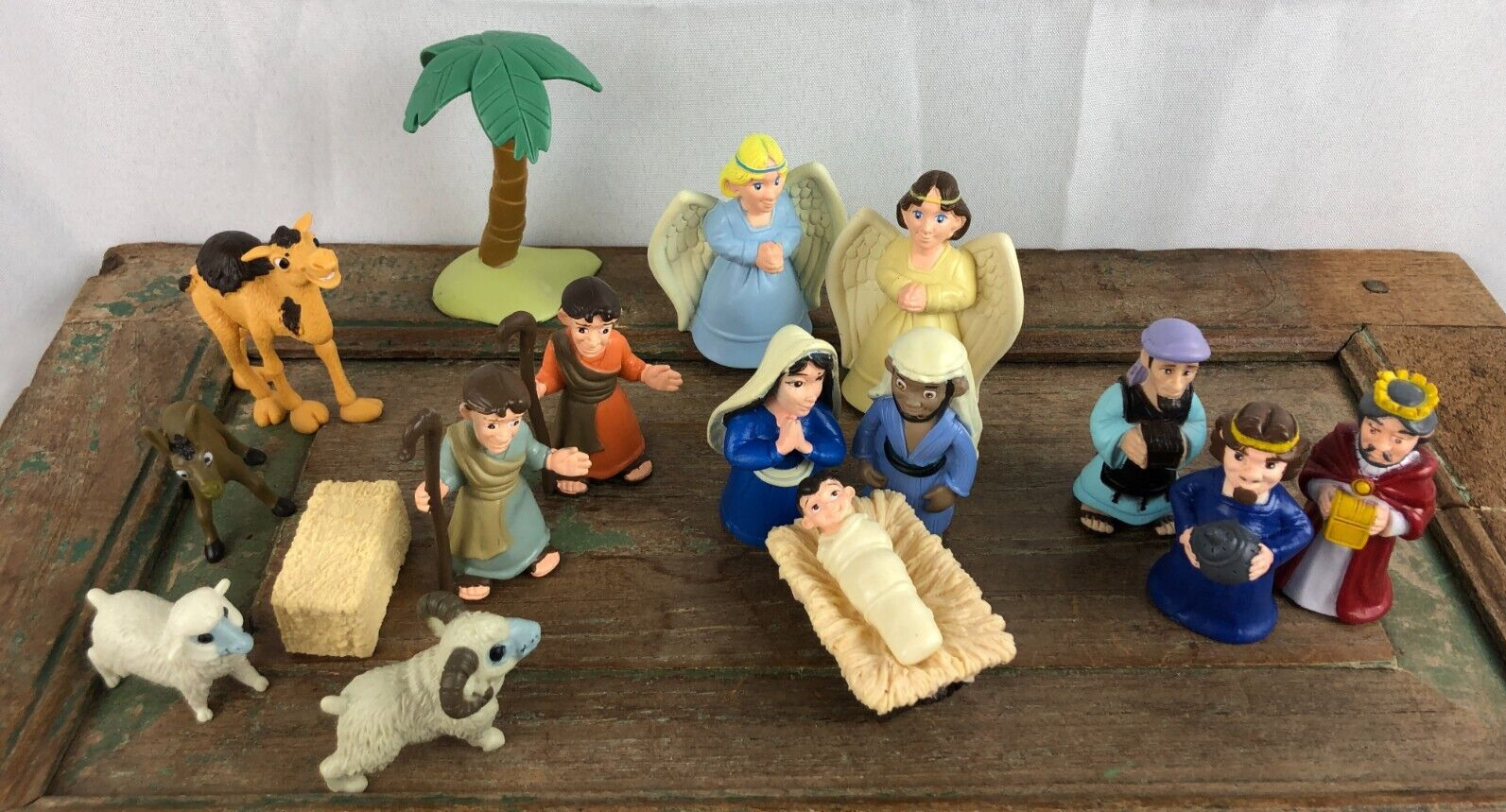 Nativity Set Children’s 17 Pieces Tales Of Glory Plastic Nativity Play Set
