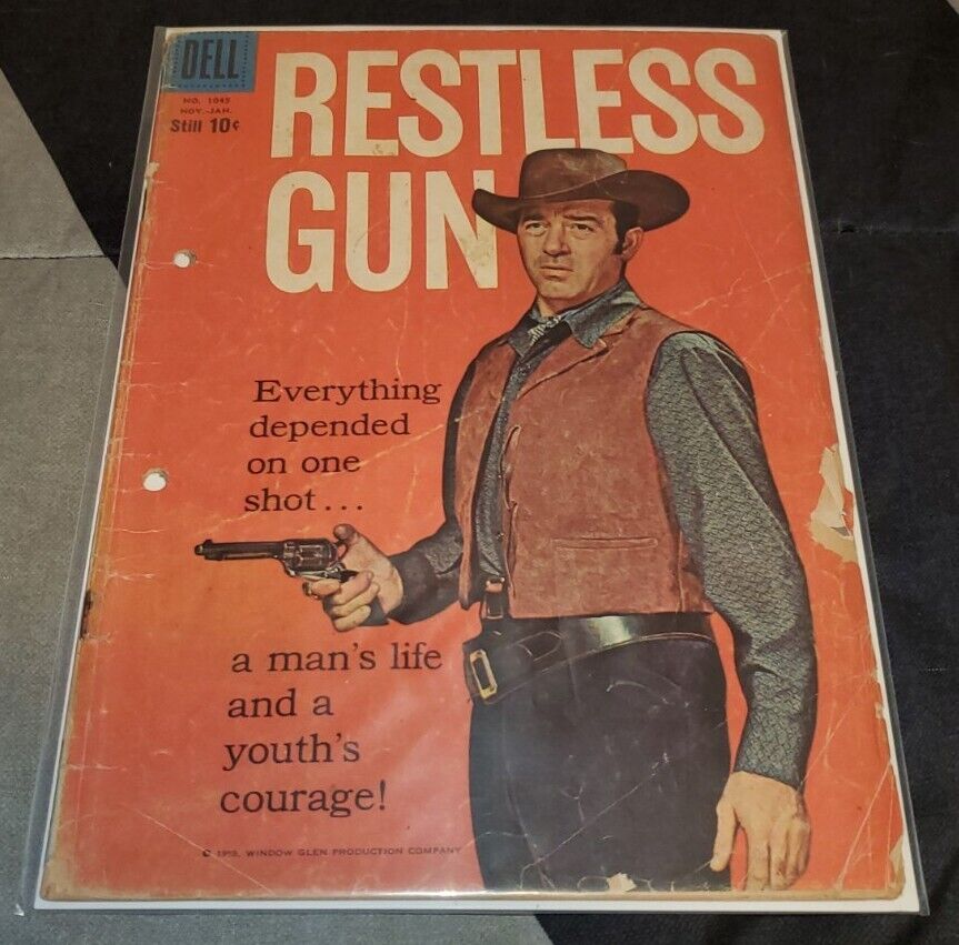 RESTLESS GUN #1045 DELL FOUR COLOR COMICS 1960 TV MOVIE WESTERN cover photo