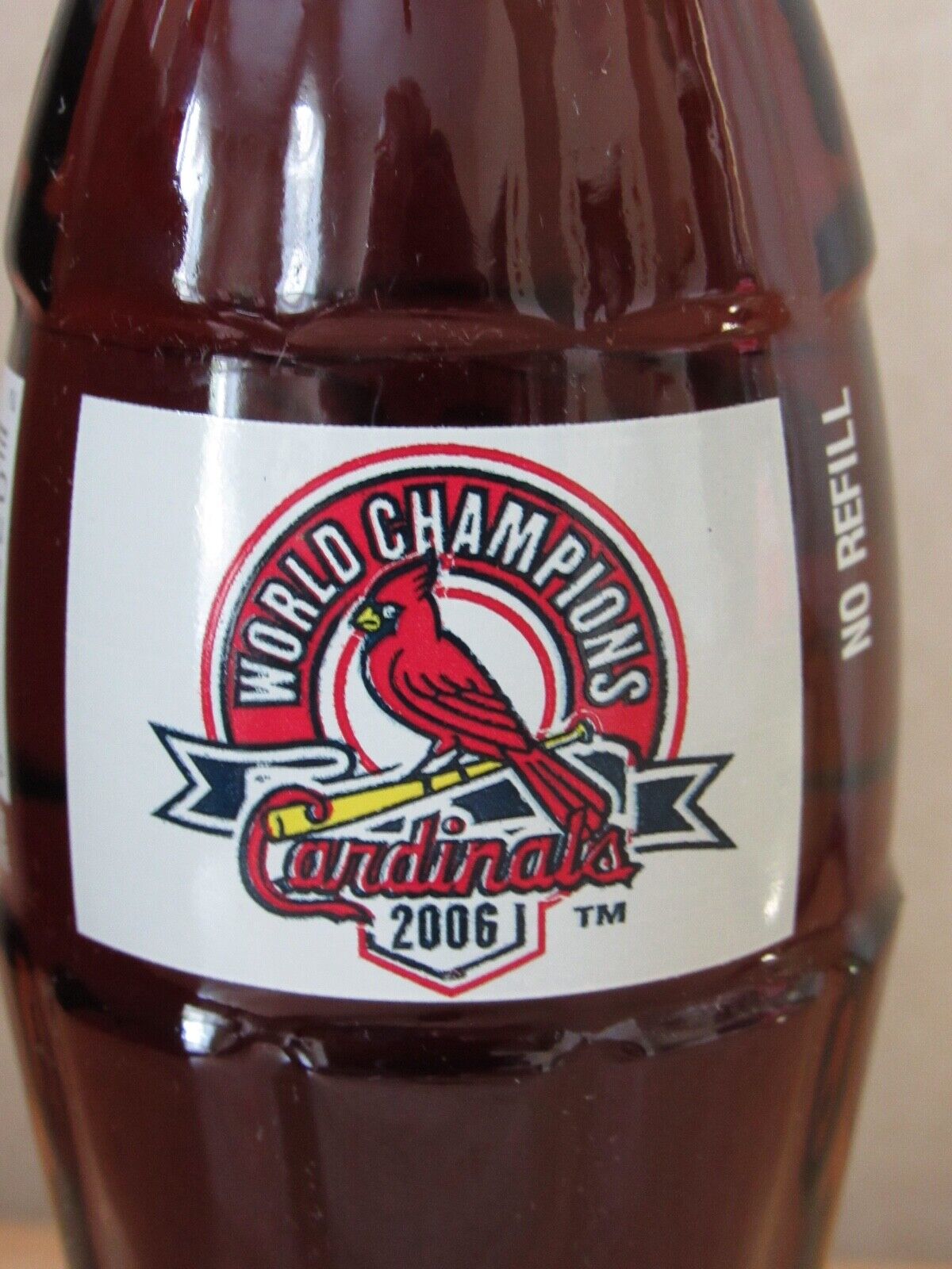 ST. LOUIS CARDINALS - Coca Cola Bottle - 2006 World Series Champions