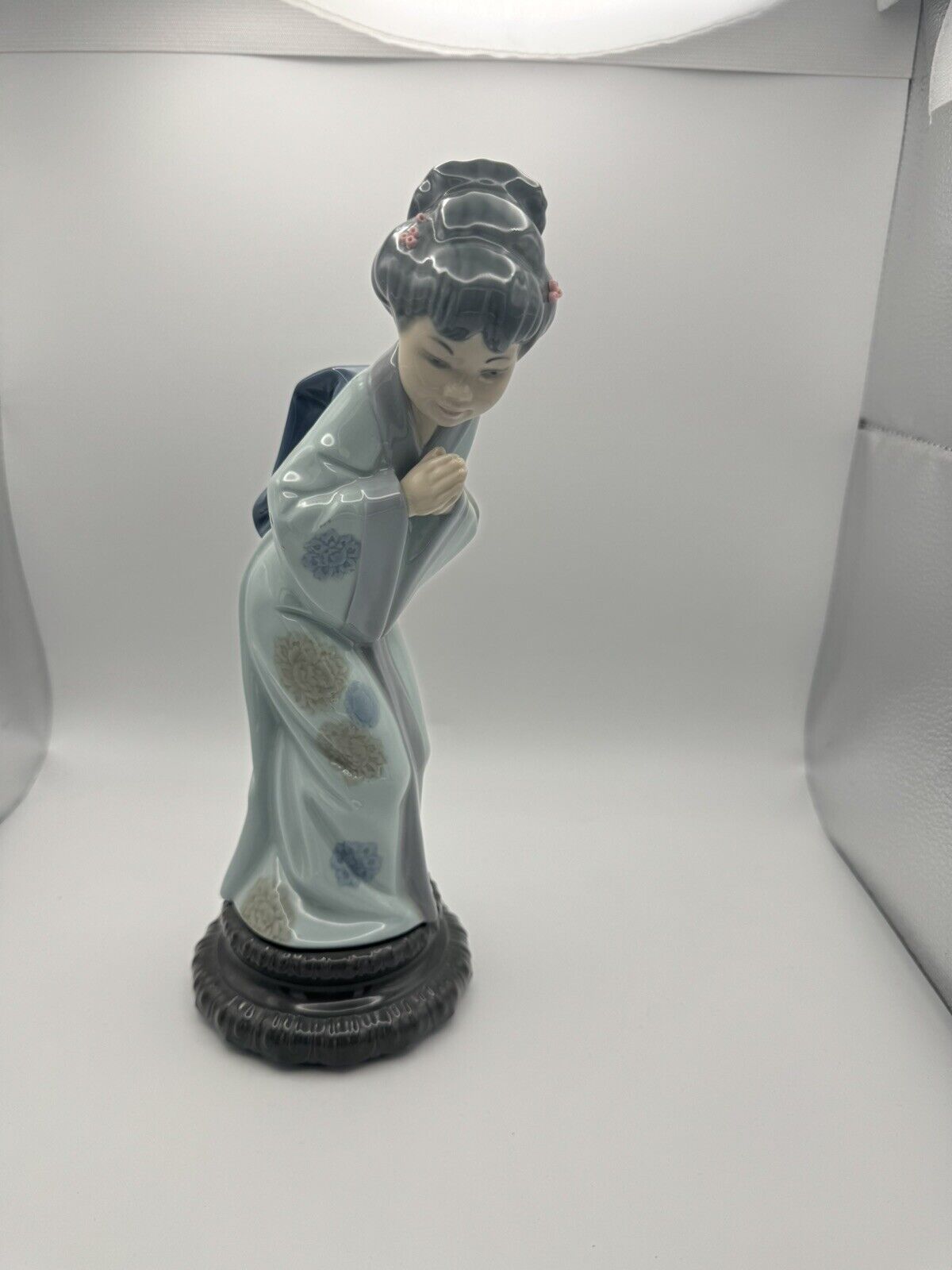Lladro Porcelain Japanese Sayonara Geisha Figurine #4989 AS IS
