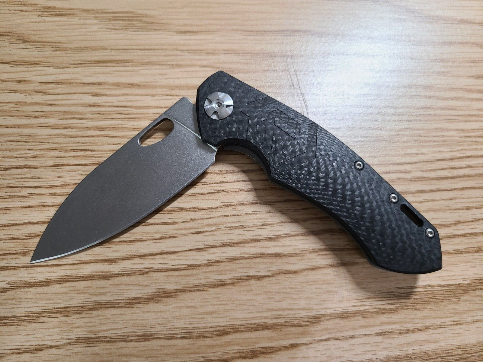 Factor Knives Carbon Fiber Iconic LARGE Size **Brand New**