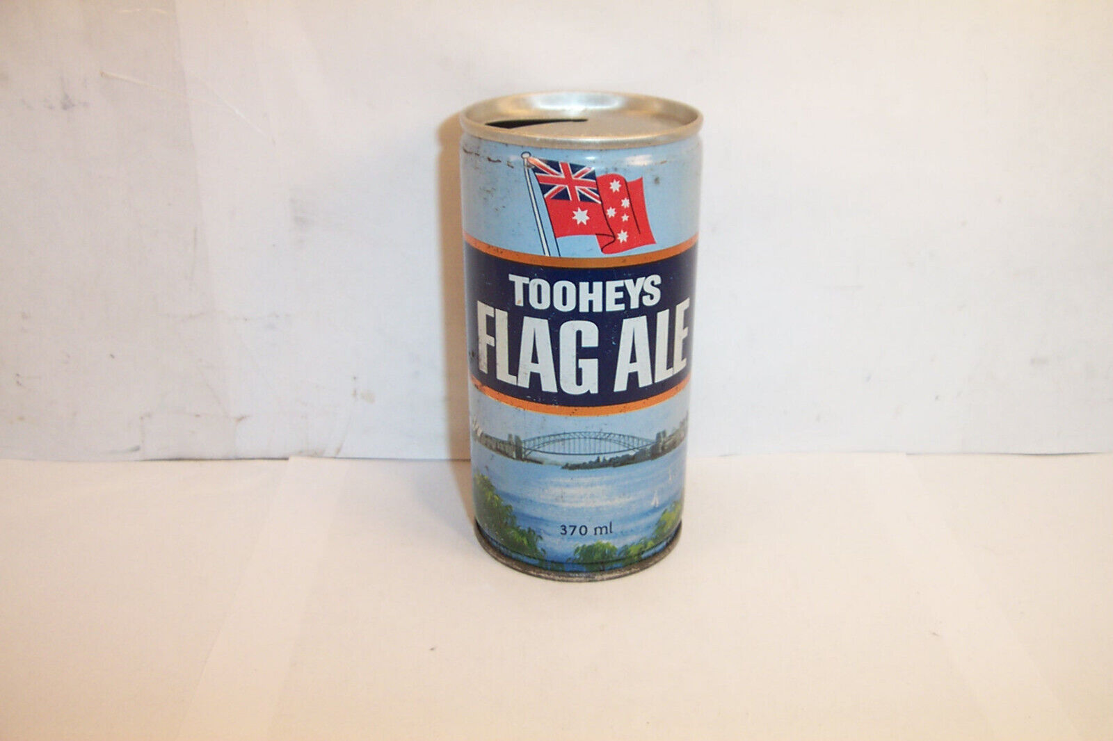 Tooheys Flag Ale      Crimp Steel     370ML    Sydney NSW    Australia  