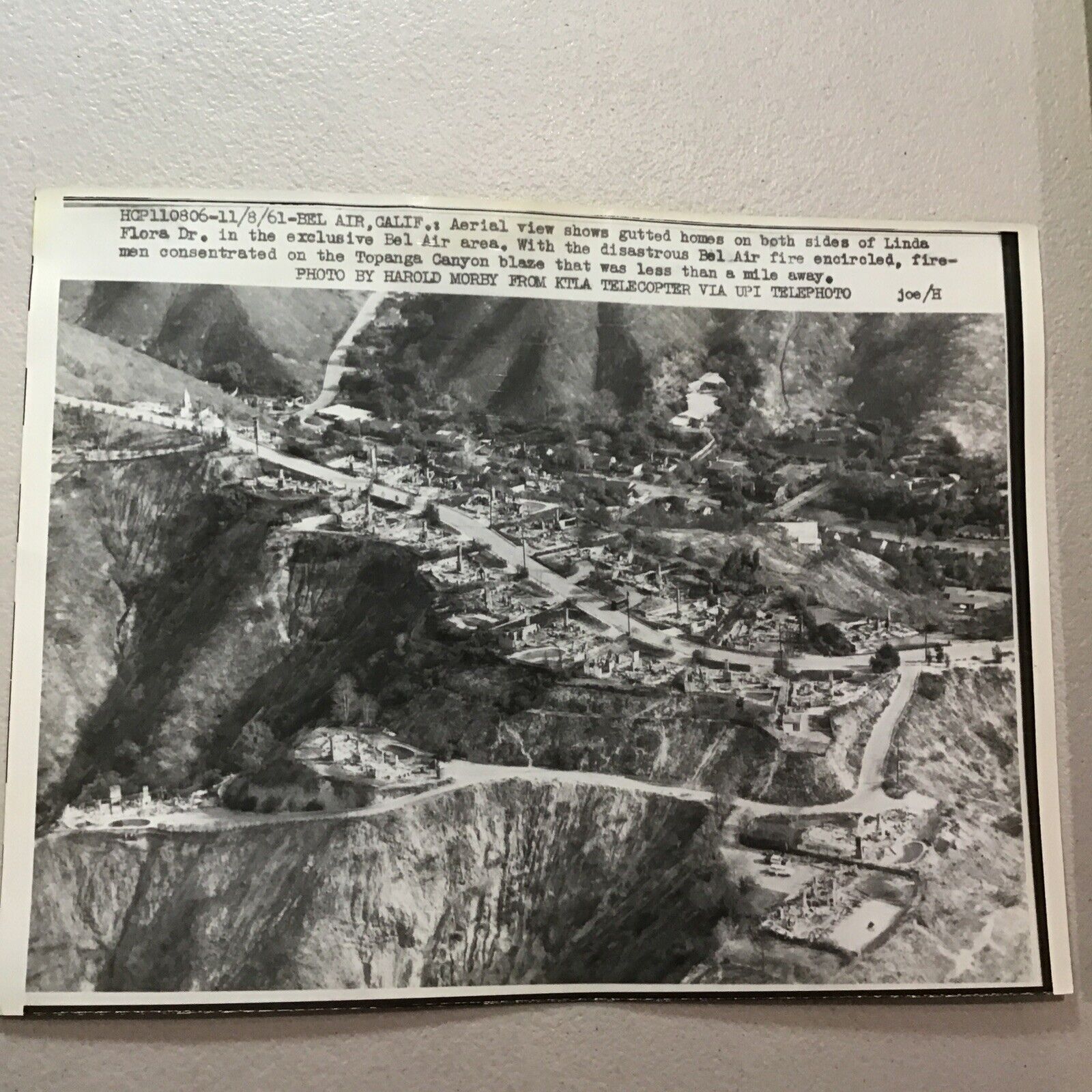 1961 Bel Air California Aerial View Gutted Homes Fire Damage Press Photo