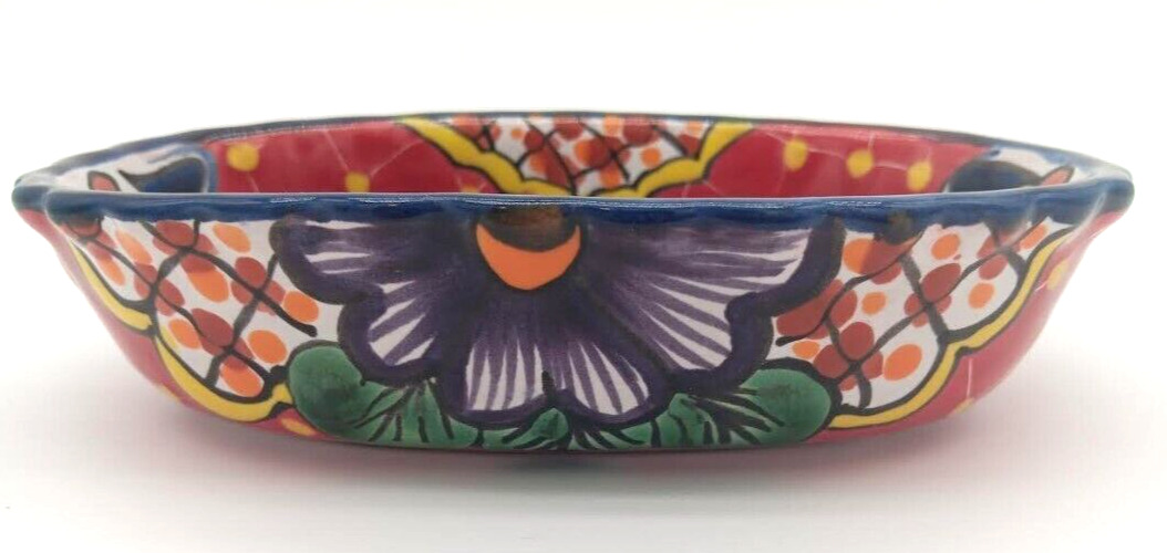 Mexican Talavera Art Pottery Hand Painted Scalloped Oval Bowl Lead Free
