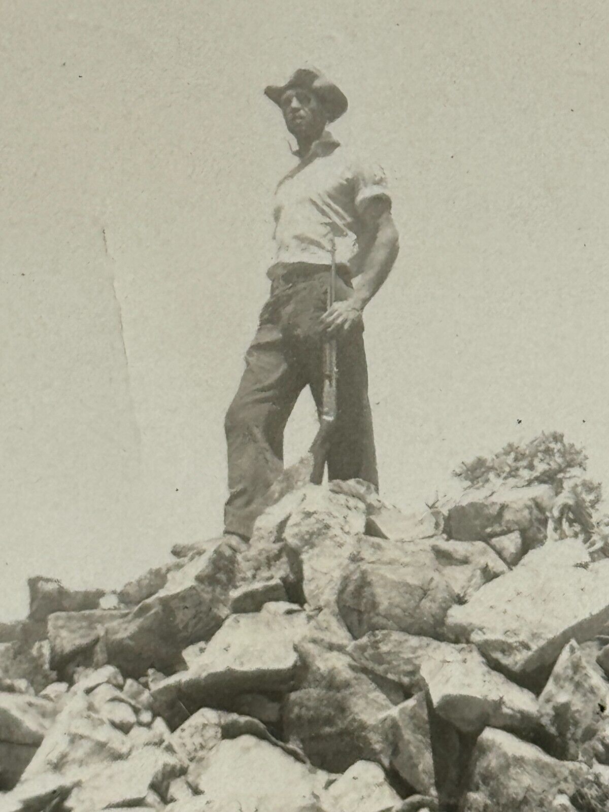 2H Photograph 1932 Handsome Man Holding Rifle Gun Top Of Saddle Peak California 