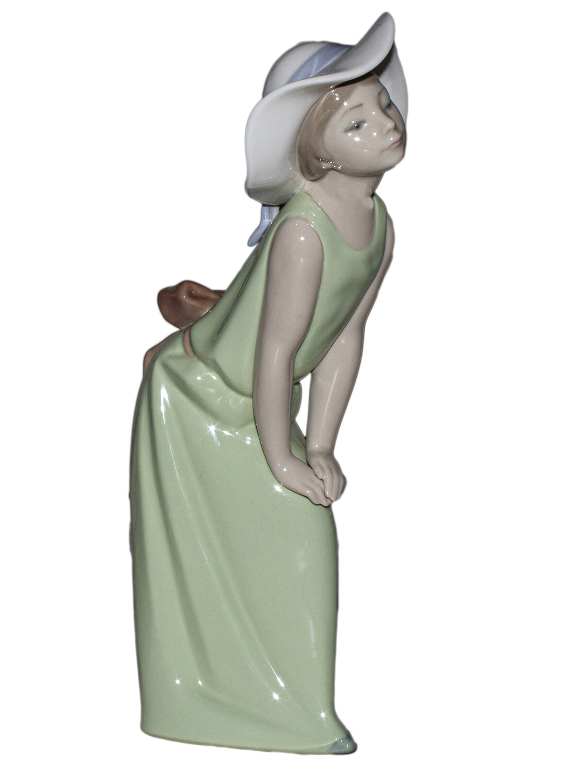 Lladro Figurine Curious - Girl w/ Hat, (5009) 9.75