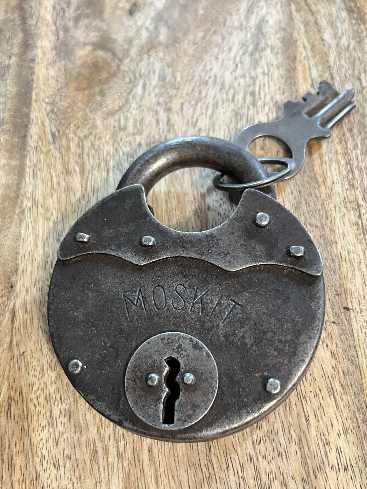 Antique Old Iron Polish Moskit Padlock No Key Rare ￼