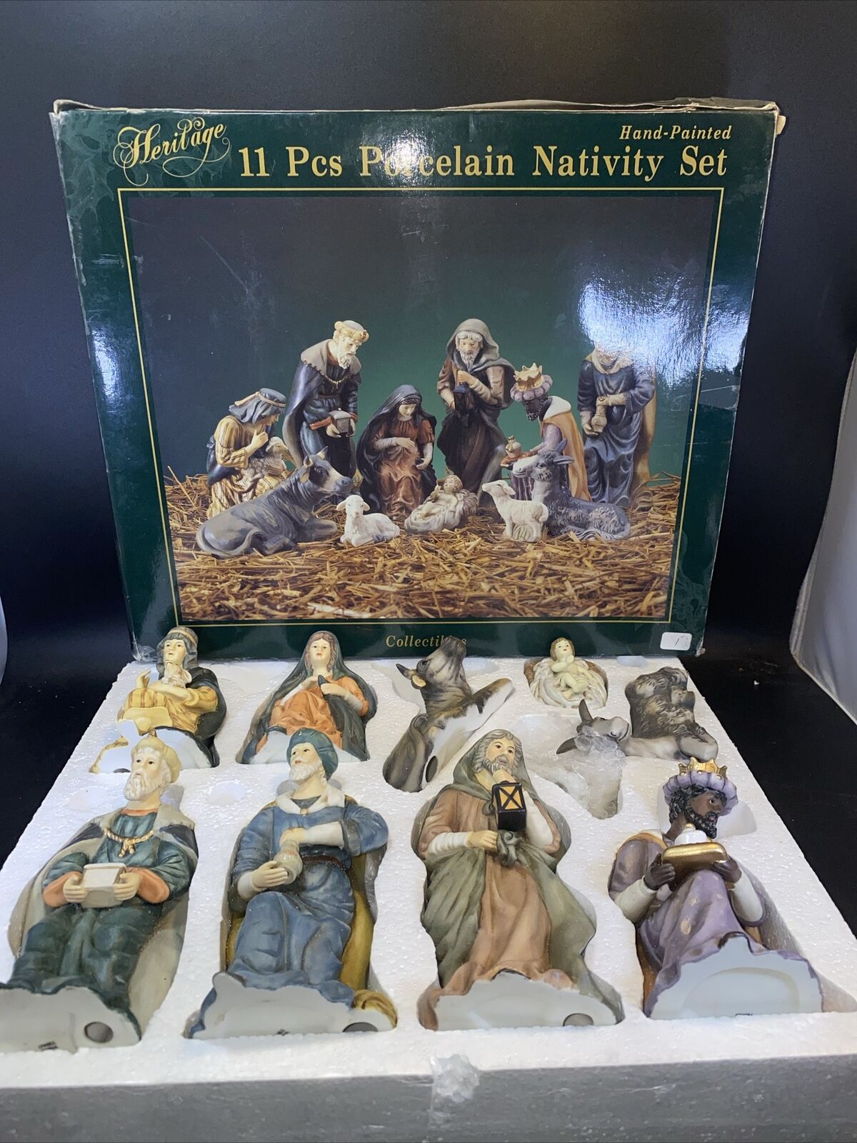 Vintage HERITAGE 11 Piece Hand Painted Porcelain Nativity Set Open Box
