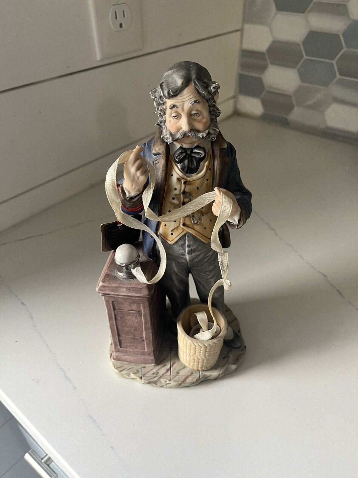 The Tycoon By Pucci Capodimonte 9” Figurine #3464 Stock Broker Norman Rockwell￼