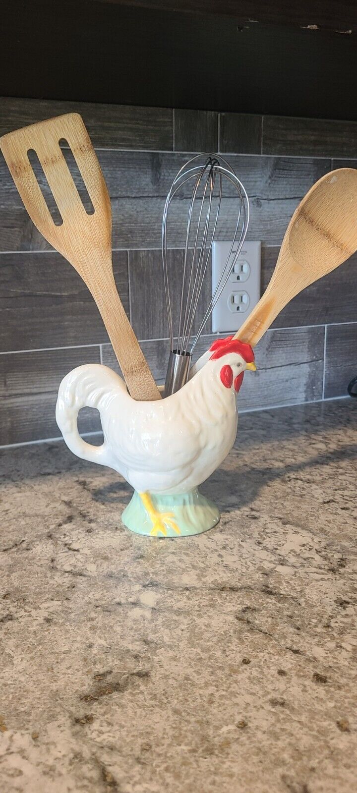 rooster figurine kitchen decor