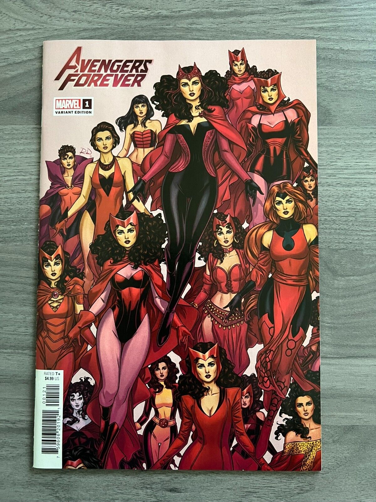 Avengers Forever #1 Russell Dauterman Scarlet Witch Costumes Variant NM+ Marvel