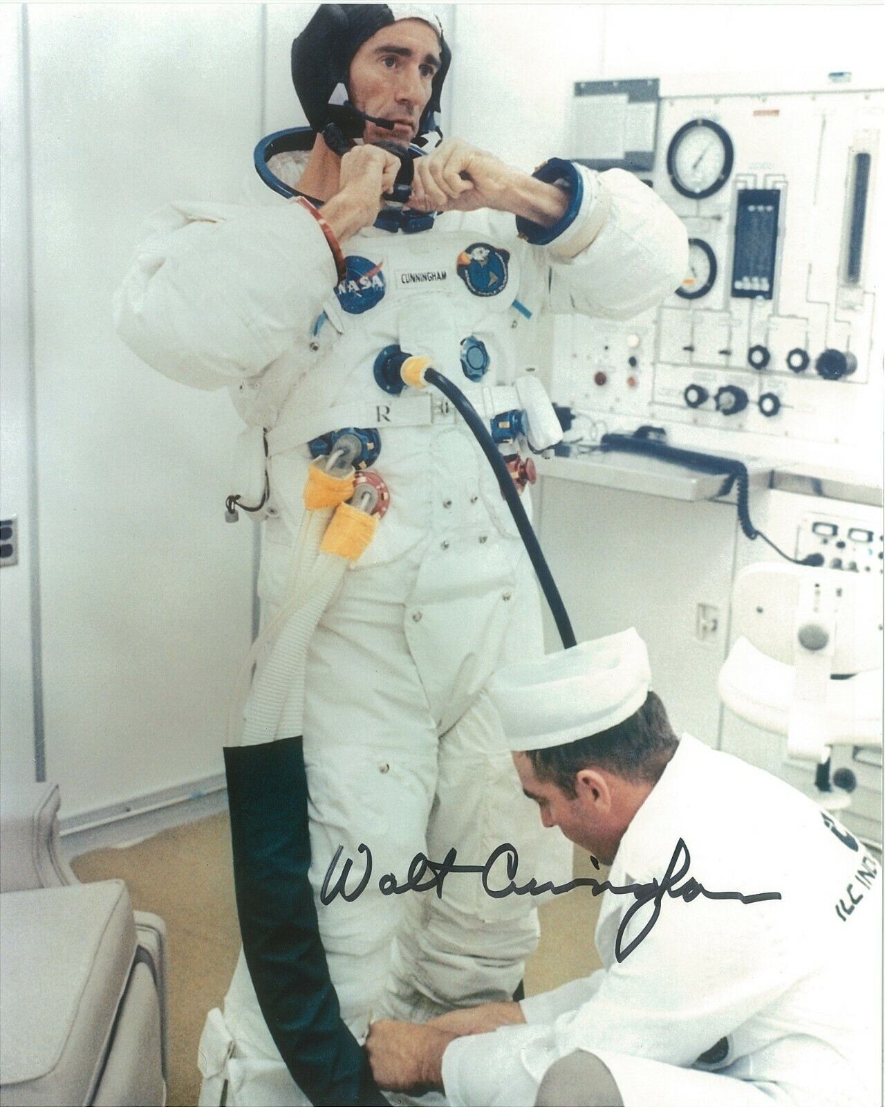 NASA Astronaut Walter Cunningham Apollo 7 hand signed 10\