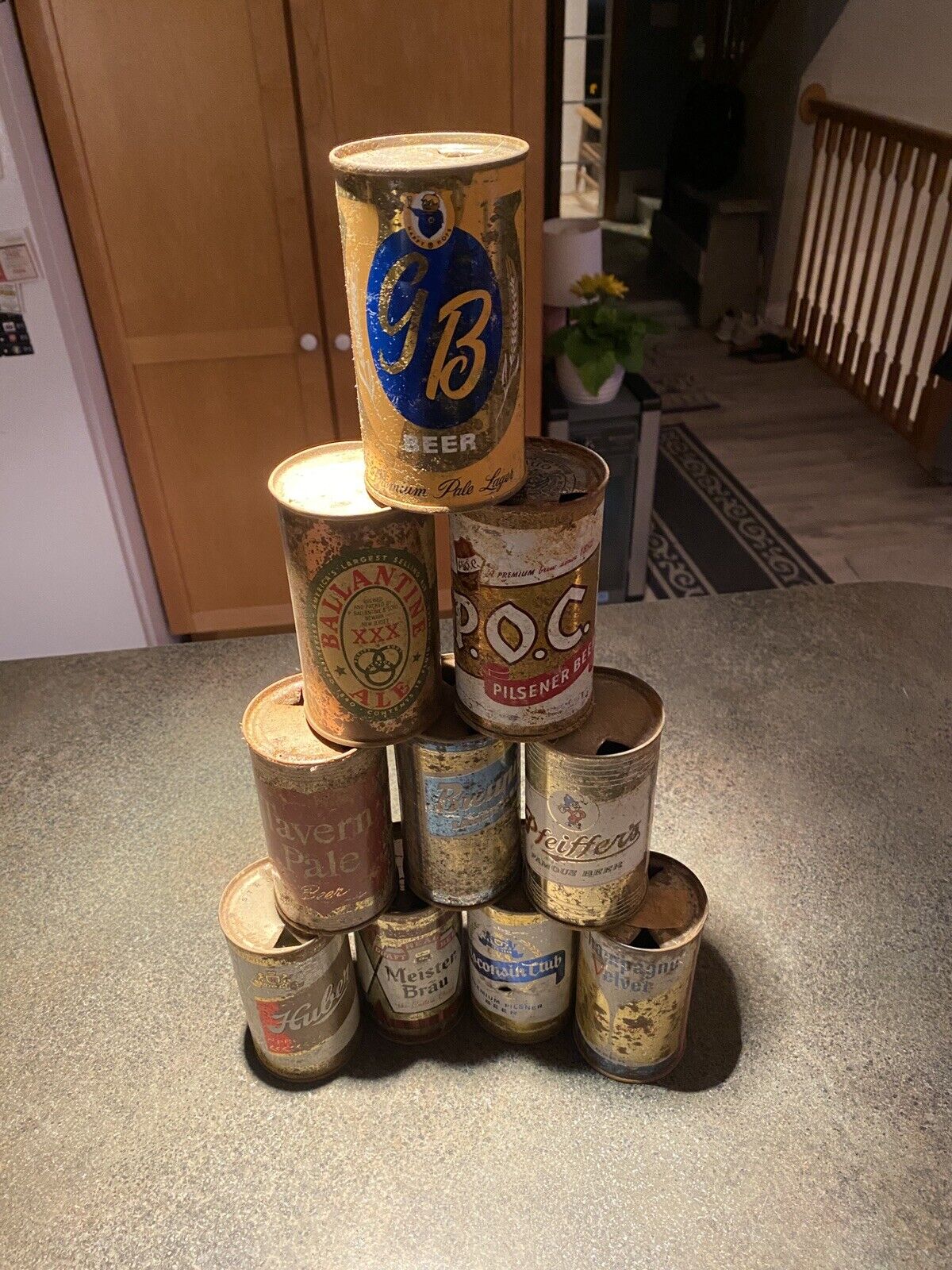 OLD  🍻 FLAT TOP BEER 🍺 CAN LOT OF 10  See Pictures DENTS,HOLES, RUST ECT…..