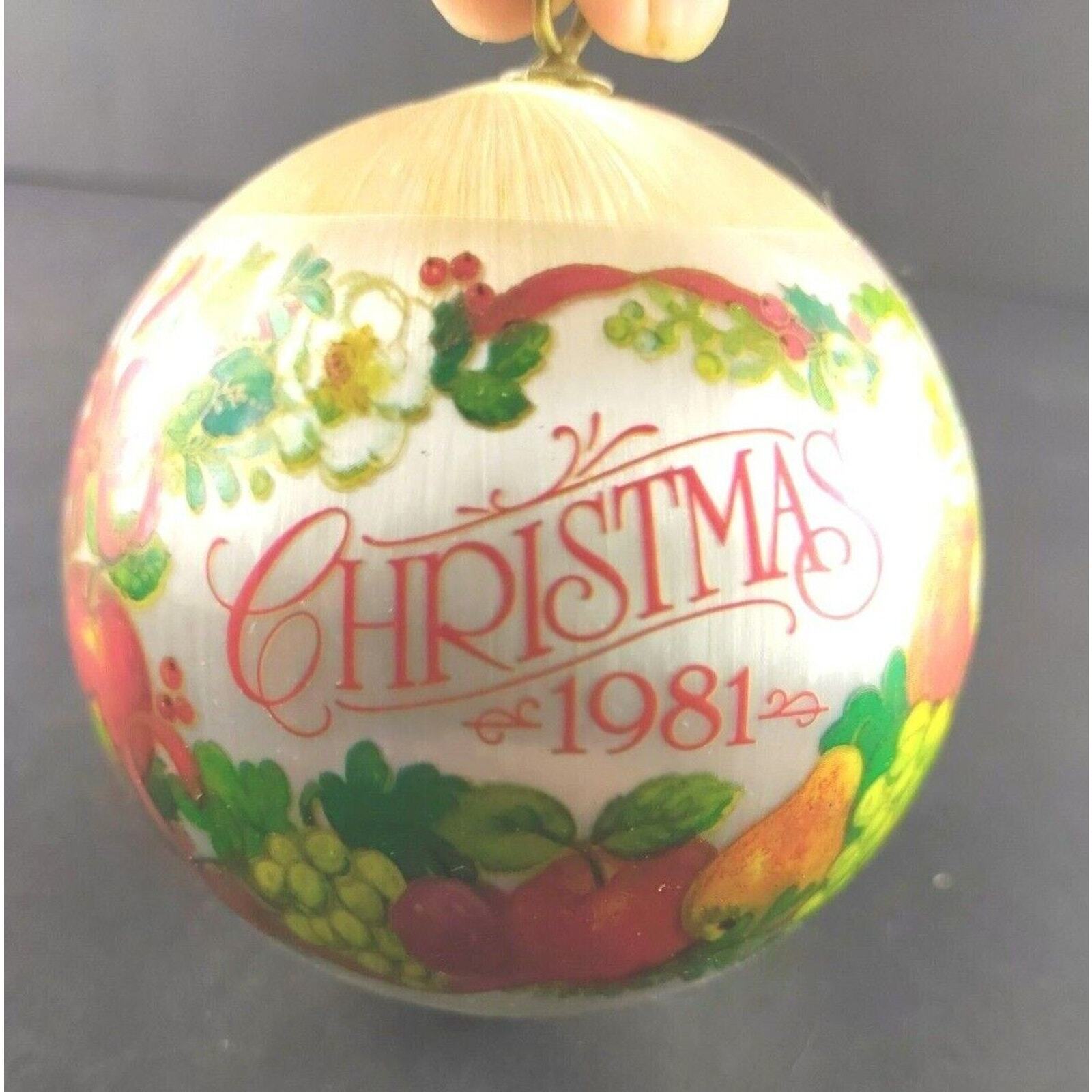Hallmark Keepsake Ornament Friendship 1981 Satin Glass Ball
