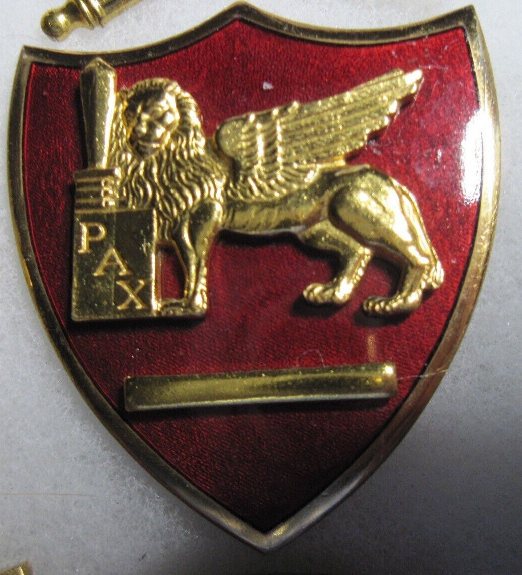 Nato Pocket metal Badge AFSOUTH ALLIED FORCES SOUTHERN EUROPE Naples Italy
