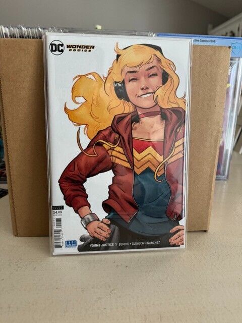 Young Justice #1 - DC - Variant Edition - NM, Bendis Gleason