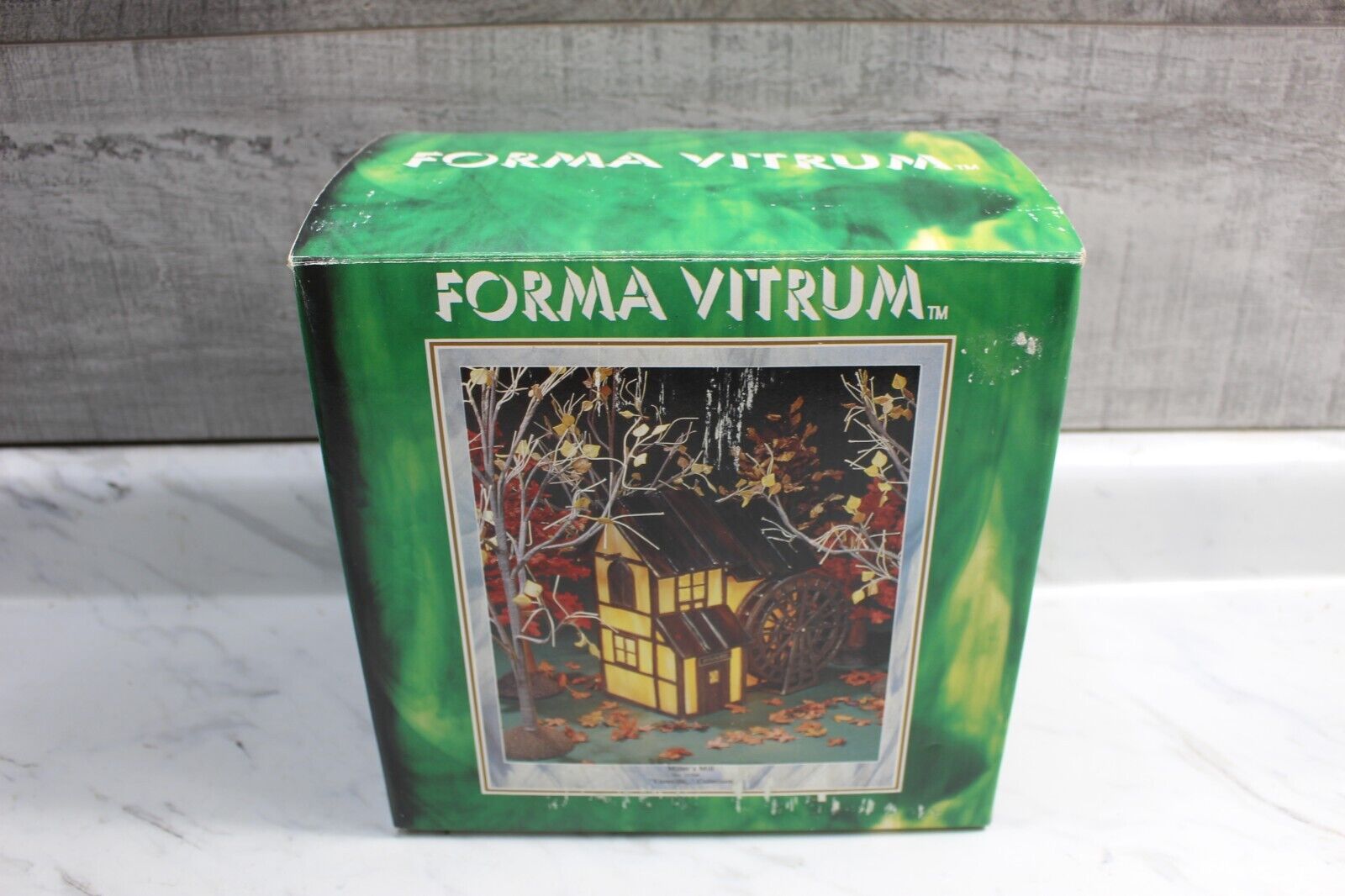 🎄Forma Vitrum Vitreville Miller’s Mill In Box w/ COA Stained Glass Music Box🎄