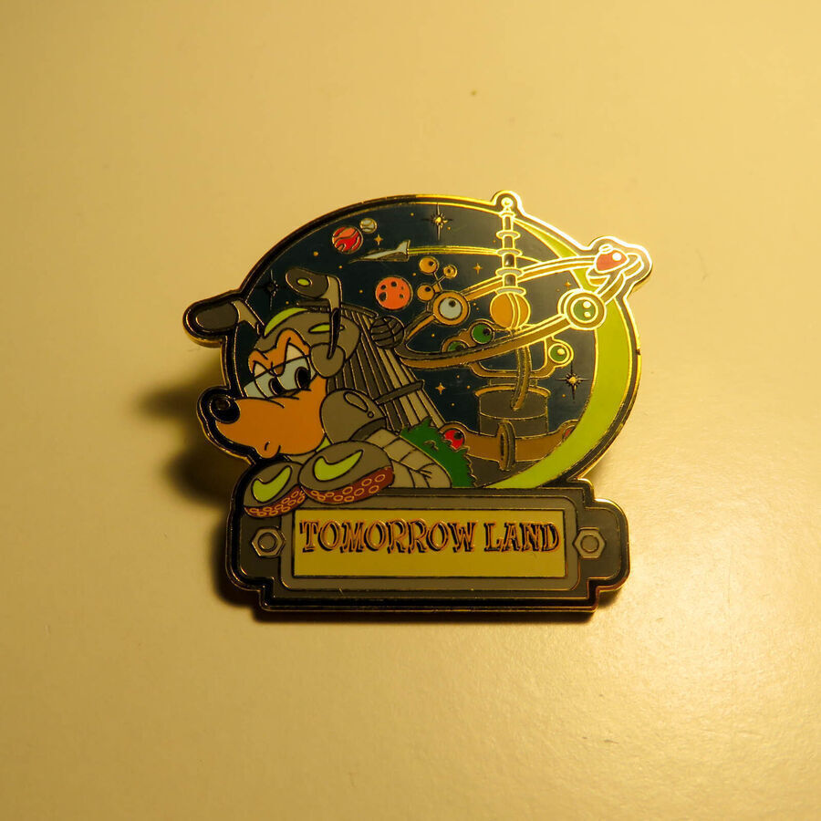 Disney Tomorrow Land - Land Series - Astronaut Goofy LE3500 Pin