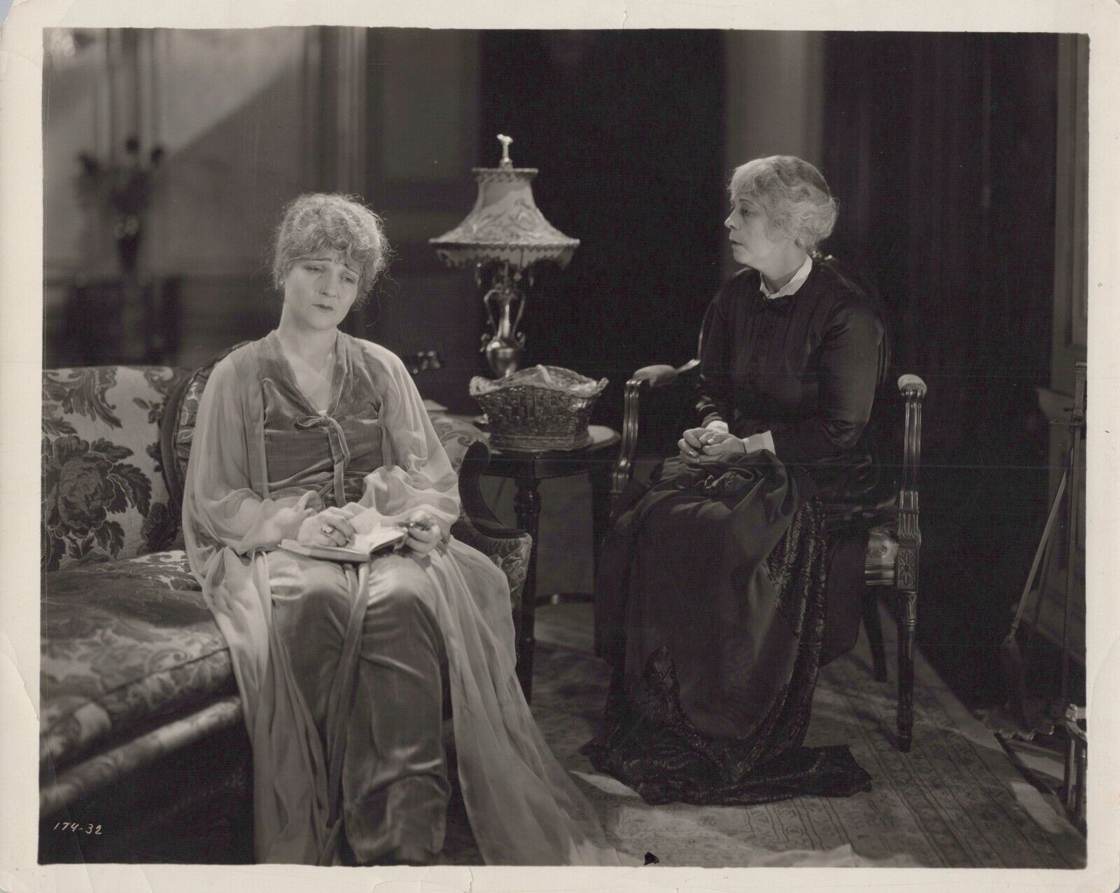 Belle Bennett from movie scene (1920s) ❤ Original Vintage Photo K 368