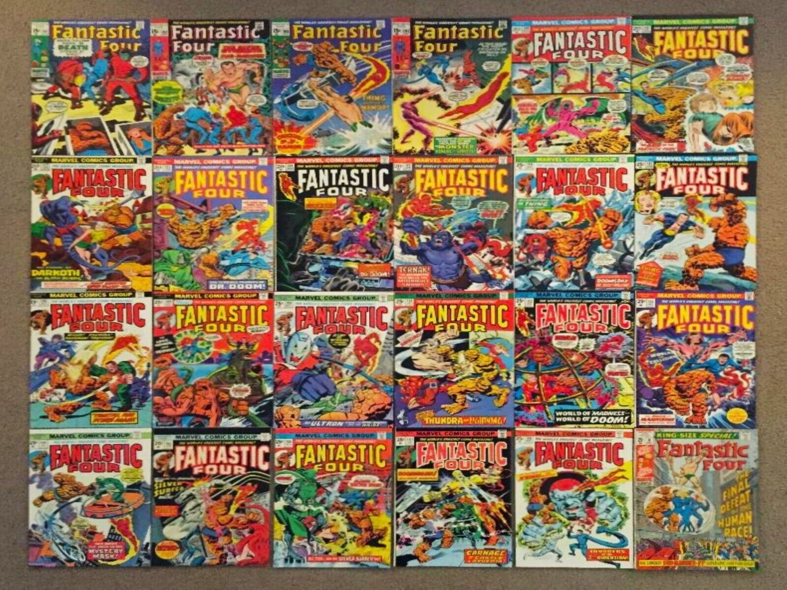 FANTASTIC FOUR   MARVEL  COMIC  LOT  OF  24  ISSUES .............. 