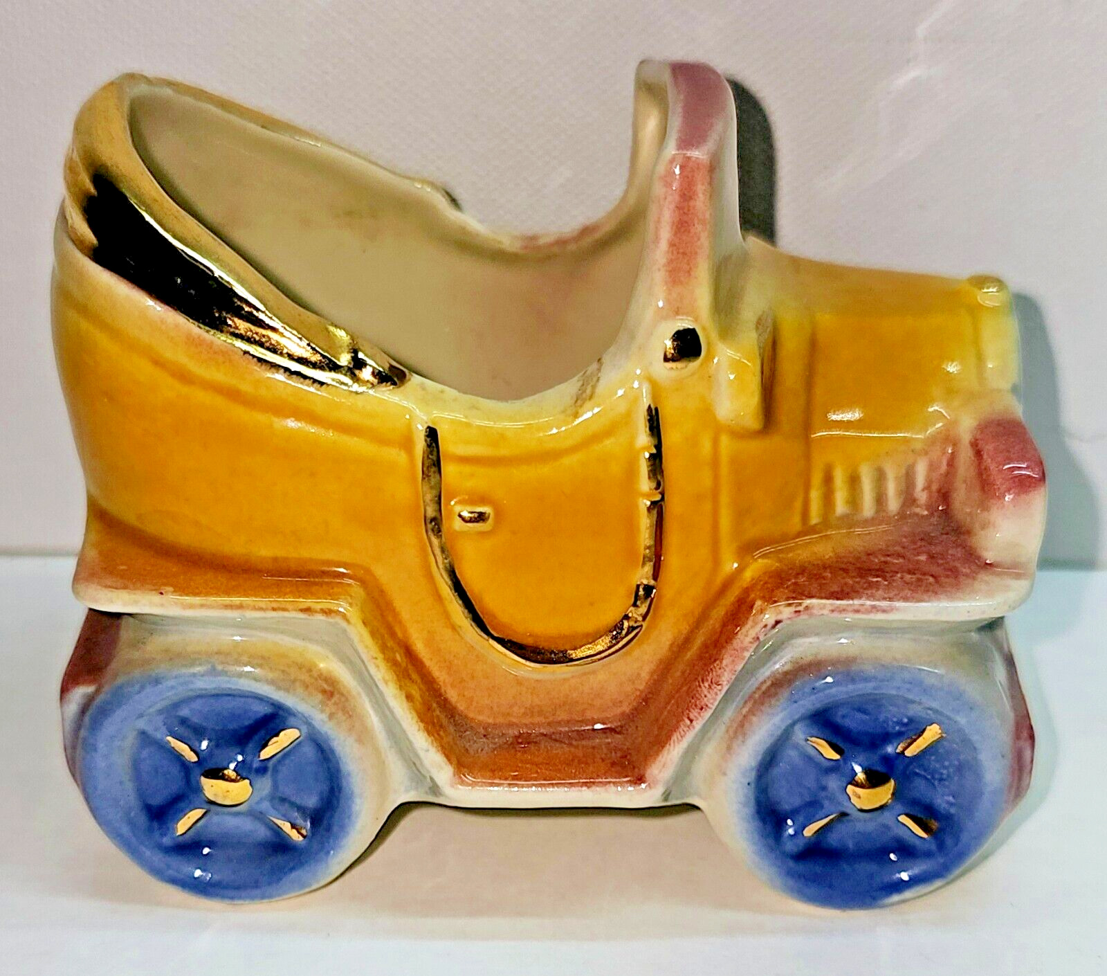 Shawnee Pottery Vintage Car Planter #506 Ceramic Pot USA Yellow Blue Pink