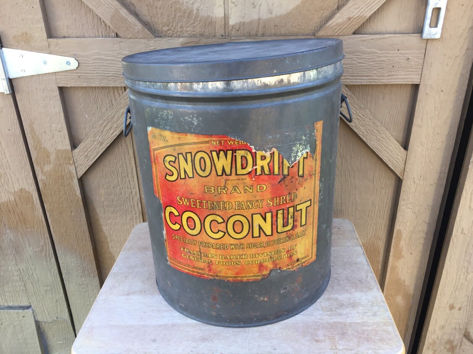 Snowdrift Coconut 25lb Can Steel Tin Metal Handles Vintage Antique General Foods
