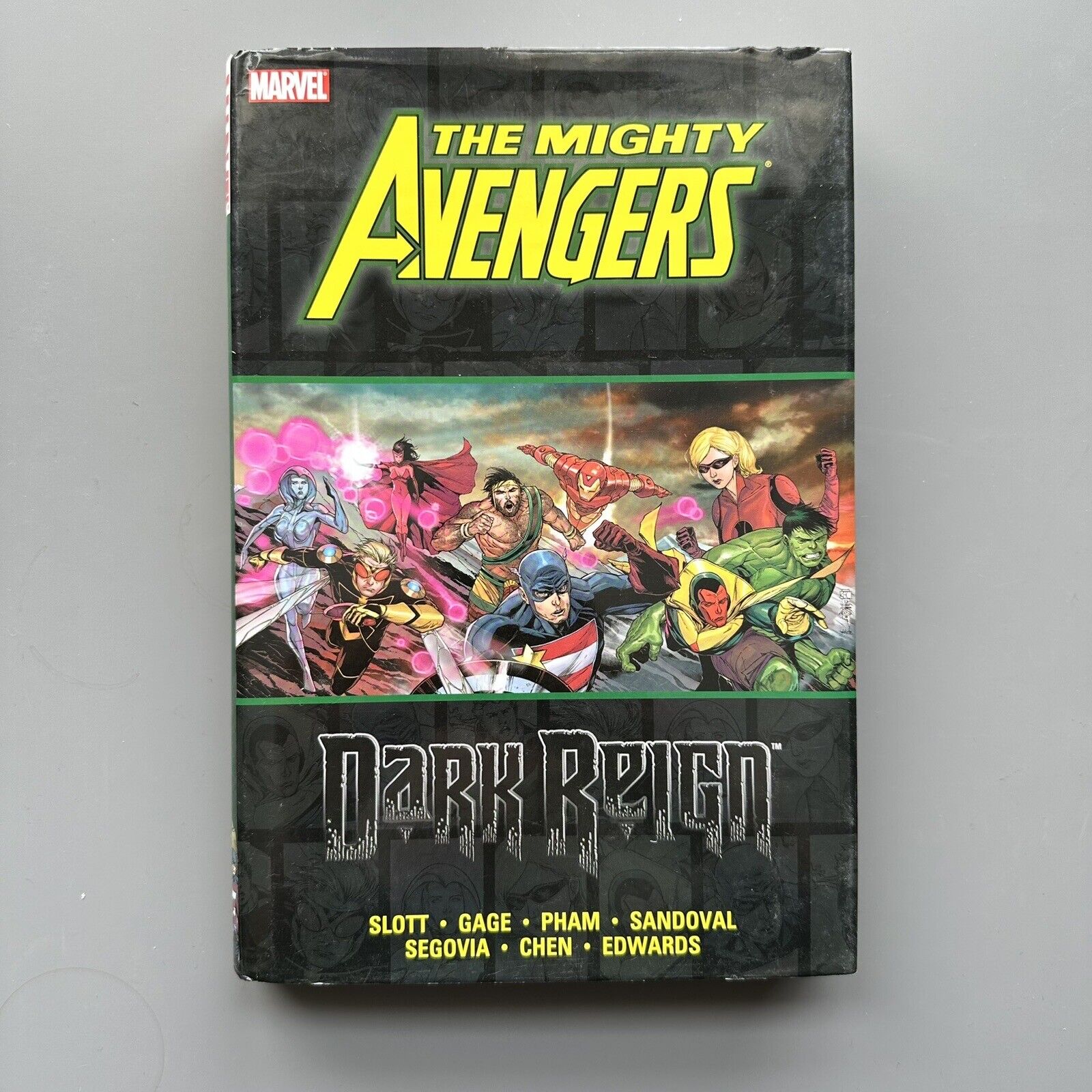 Mighty Avengers Dark Reign Oversized Hardcover HC Marvel Dan Slott 2011 Gage