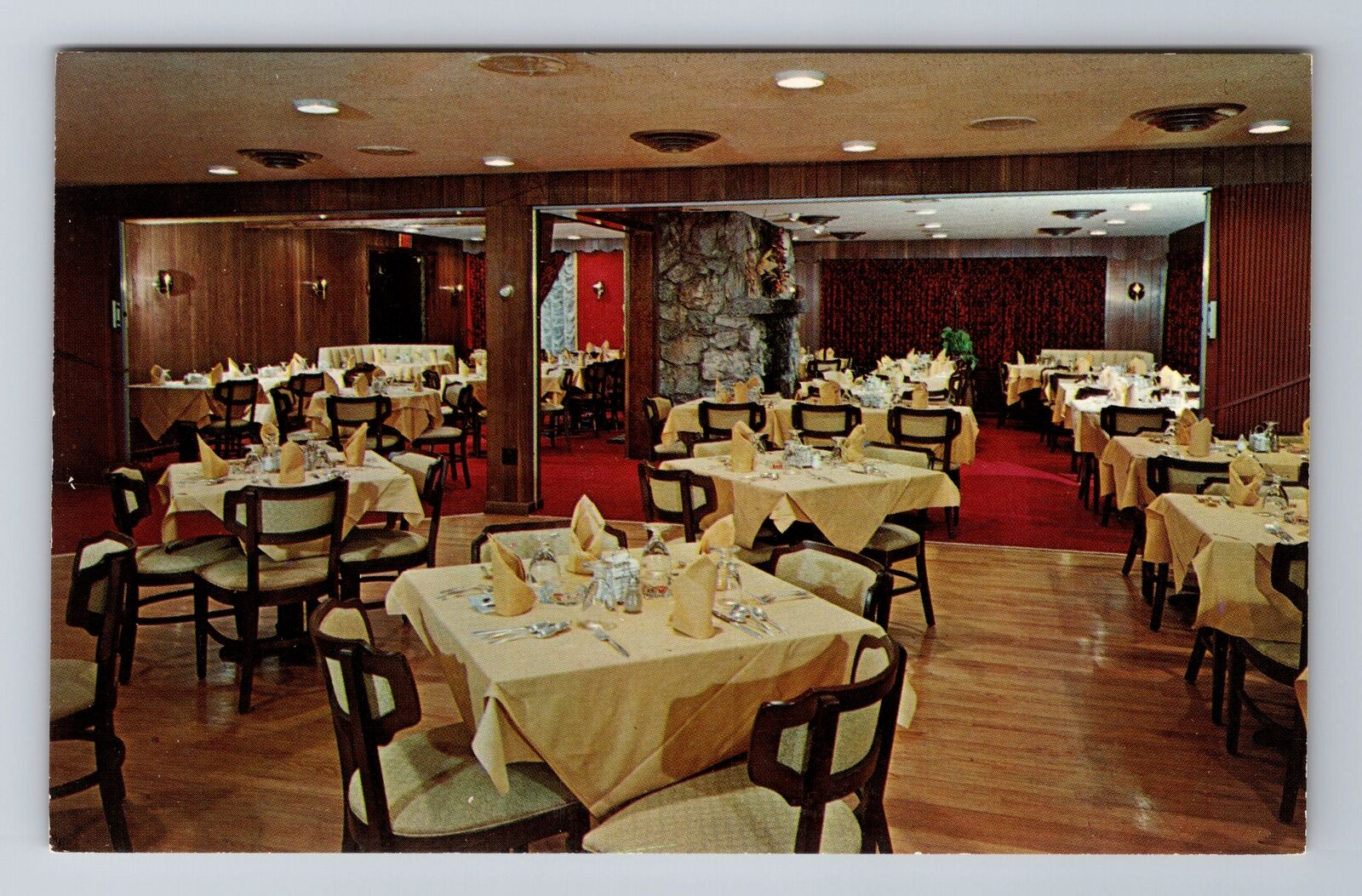 Poughkeepsie NY-New York, Red Door Inn, Advertising, Vintage Souvenir Postcard