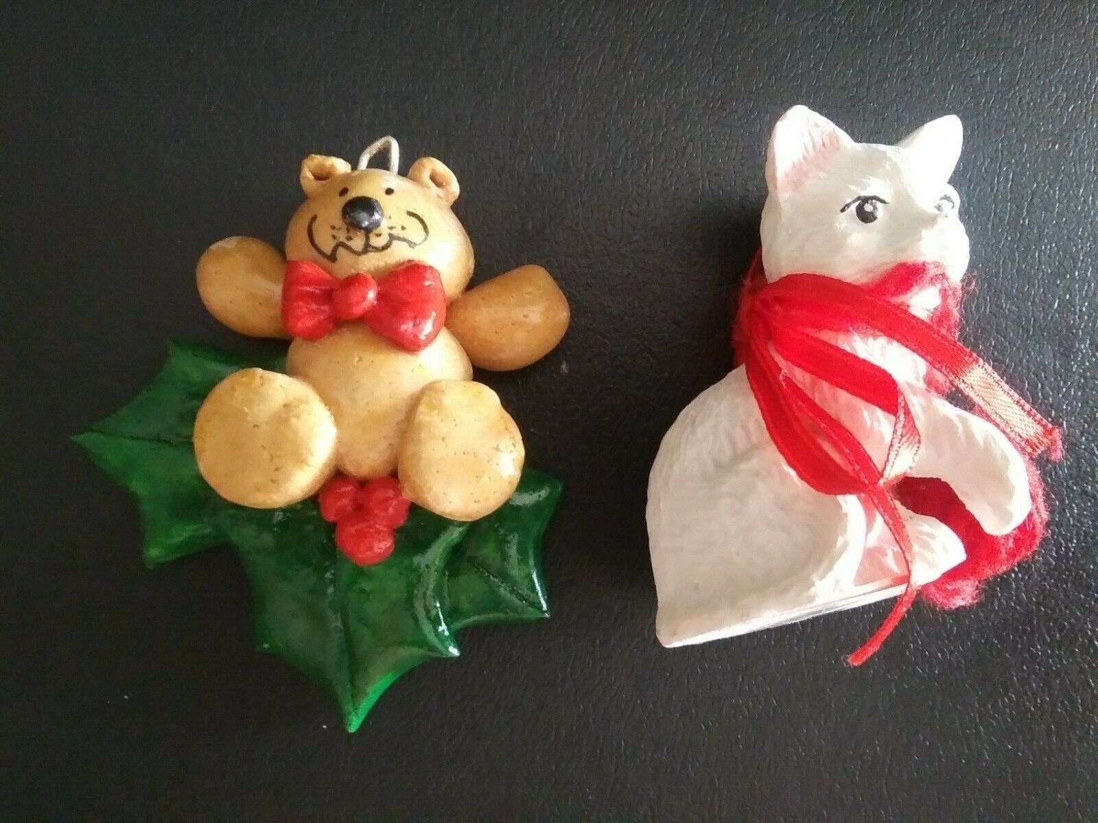 Christmas Ornaments Teddy bear & Cuddly kitten  Lot of 2  Tiny cuties