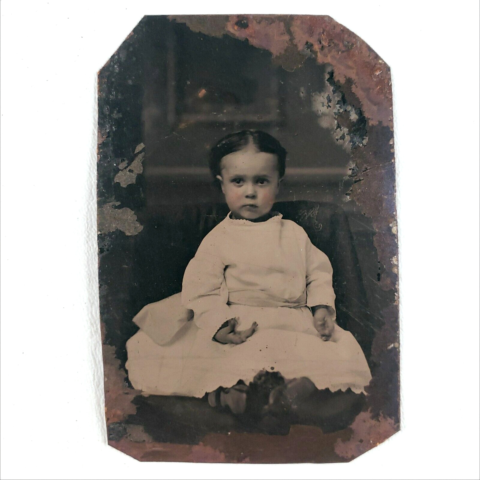 Ghostly Creepy Rusted Child Tintype c1870 Antique 1/6 Plate Girl Kid Photo A2231