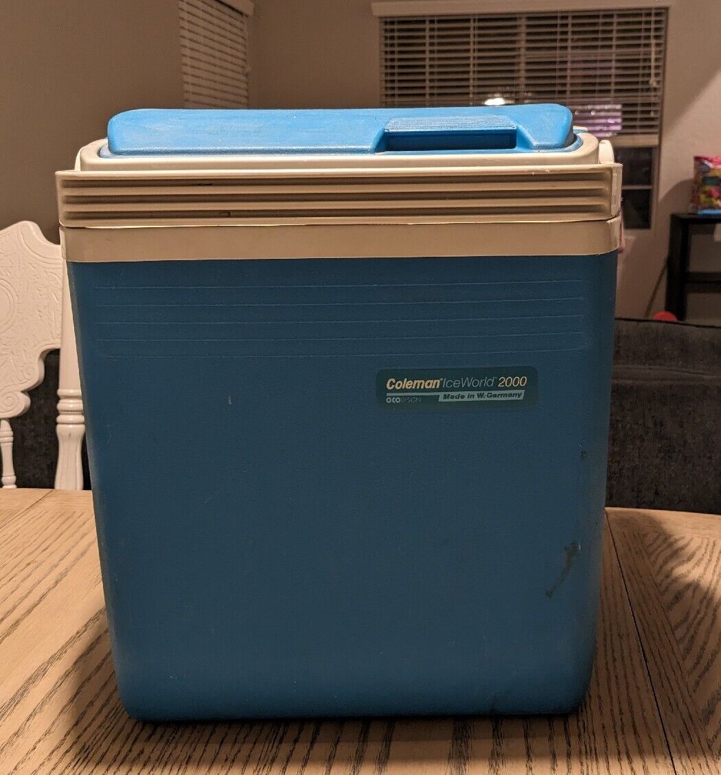 Coleman Ice World 2000 Cooler Vintage Teal 1989 Made in Germany 