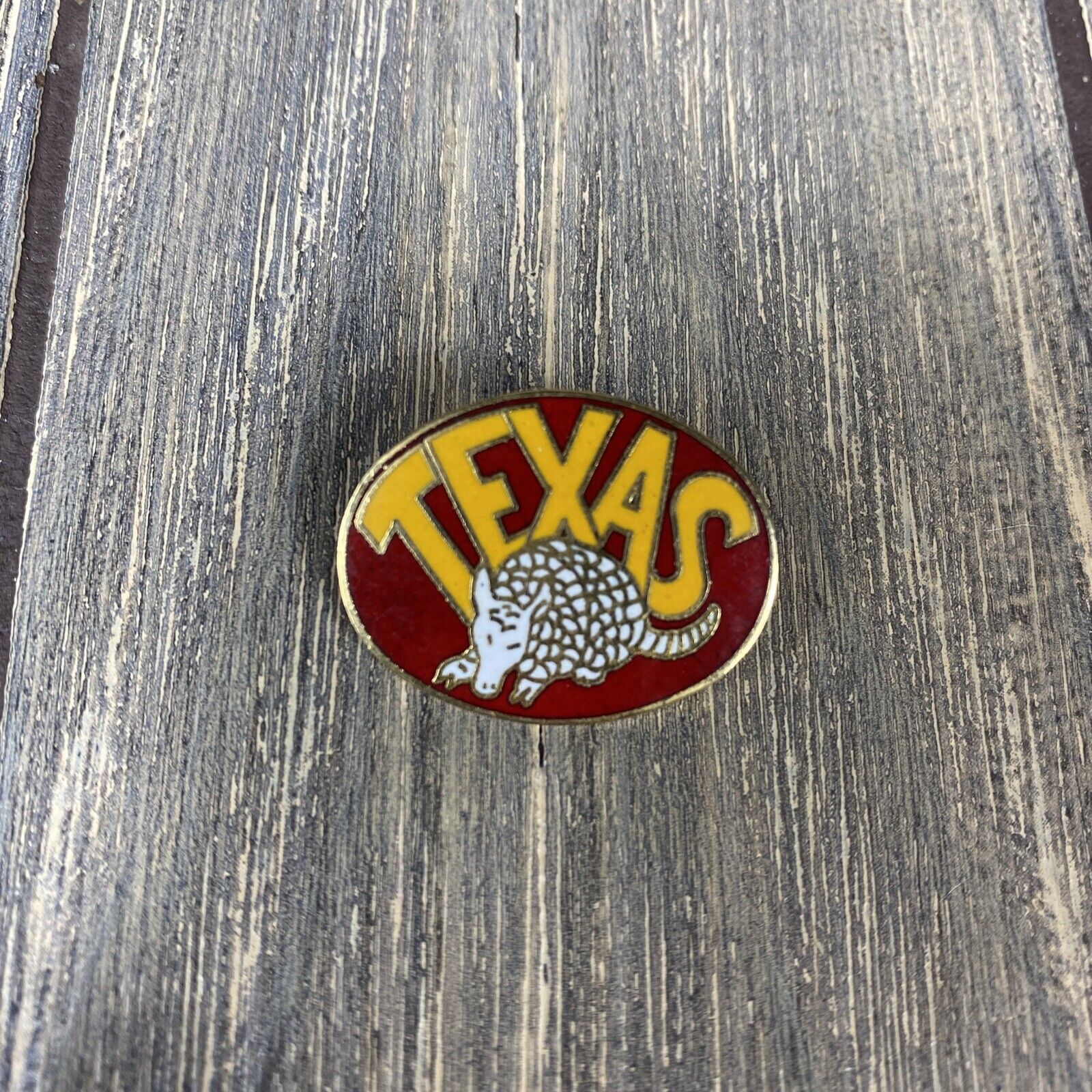 Gift Creations Texas Red Gold 1” Pin