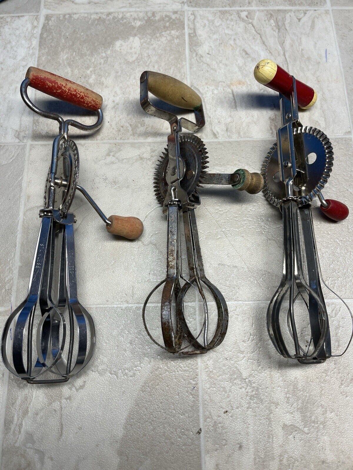 Lot of 3 Vintage Egg Beaters Hand Mixers  Kitchen Utensils Tools EKCO Edlund
