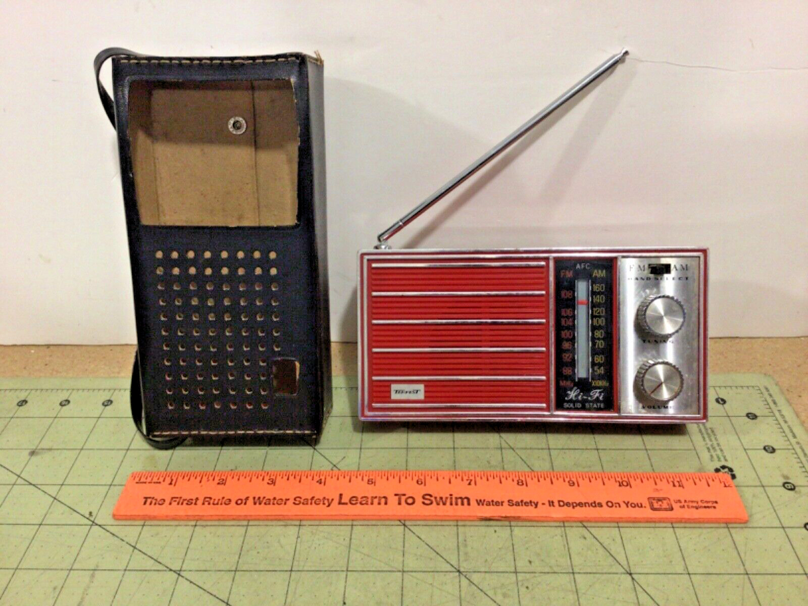 Vintage Tempest Hi-Fi solid state AM-FM radio works READ