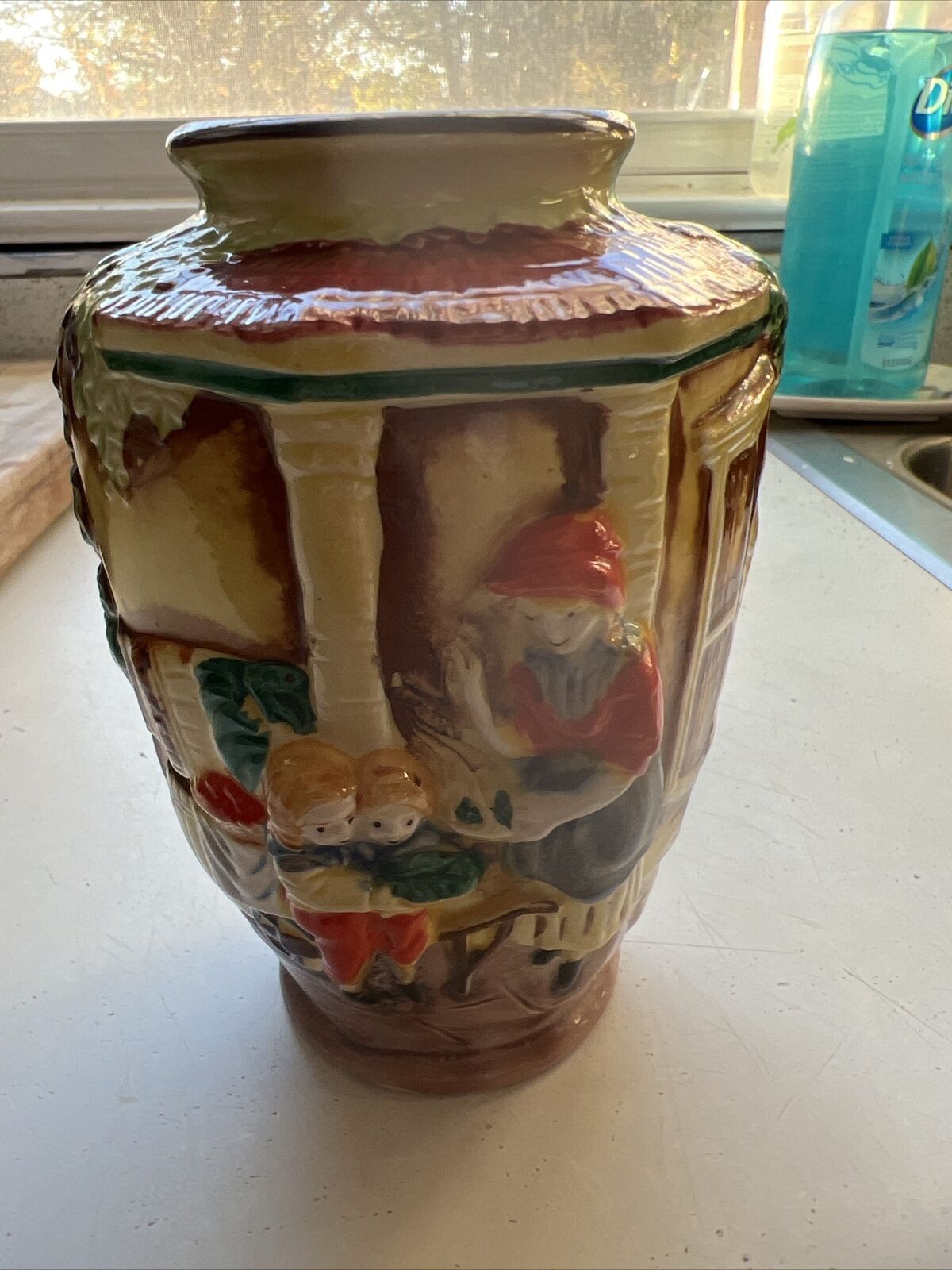 Vintage Japan Vase 6 In. Tall 4 In Wide
