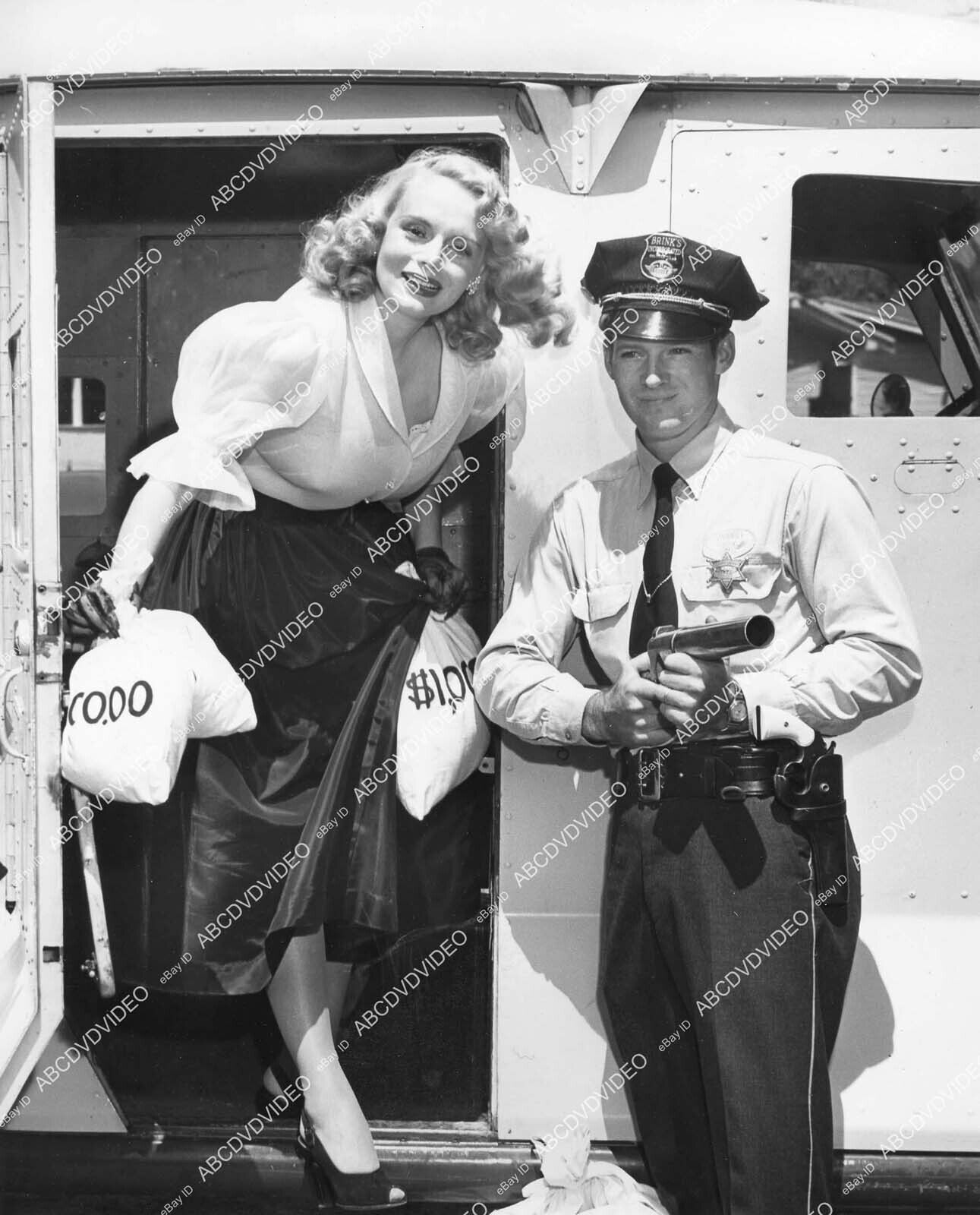 crp-13730 1950 Marie Wilson w armored car & cash for jingle contest radio show M